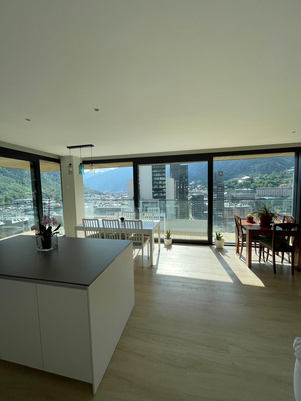 Piso en venta en Escaldes Engordany, 3 habitaciones, 130 metros