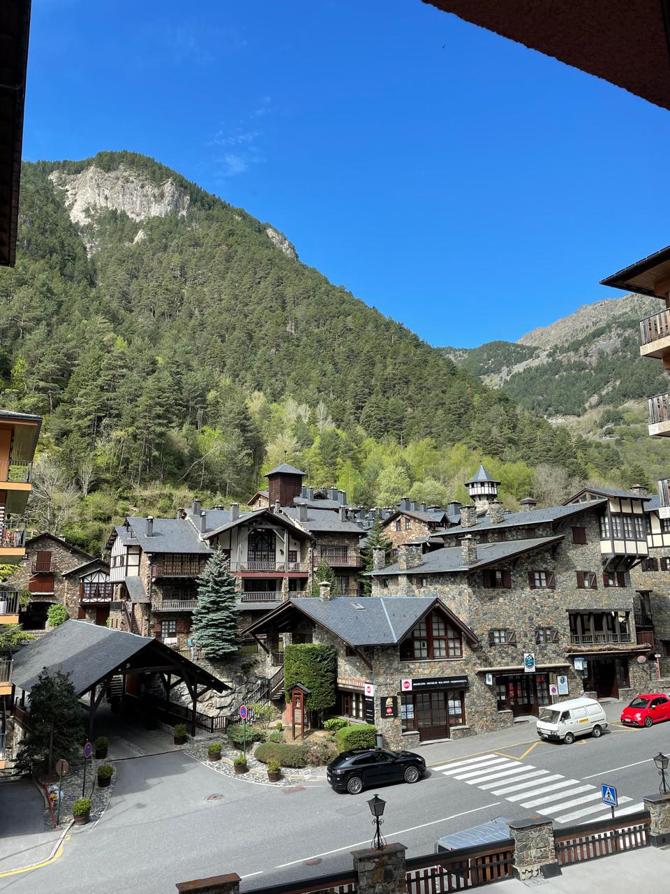 Pis en venda a Arinsal, 1 habitació, 55 metres