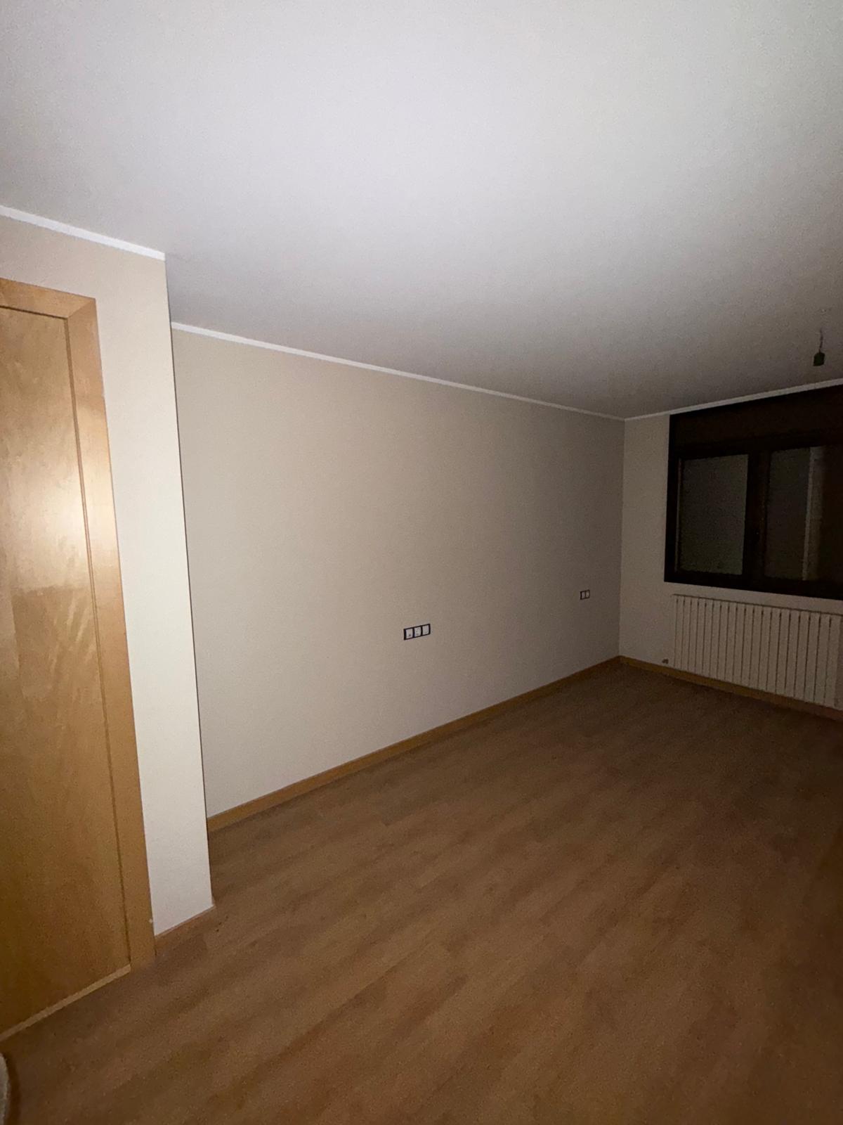 Ático de alquiler en Canillo, 2 habitaciones, 80 metros