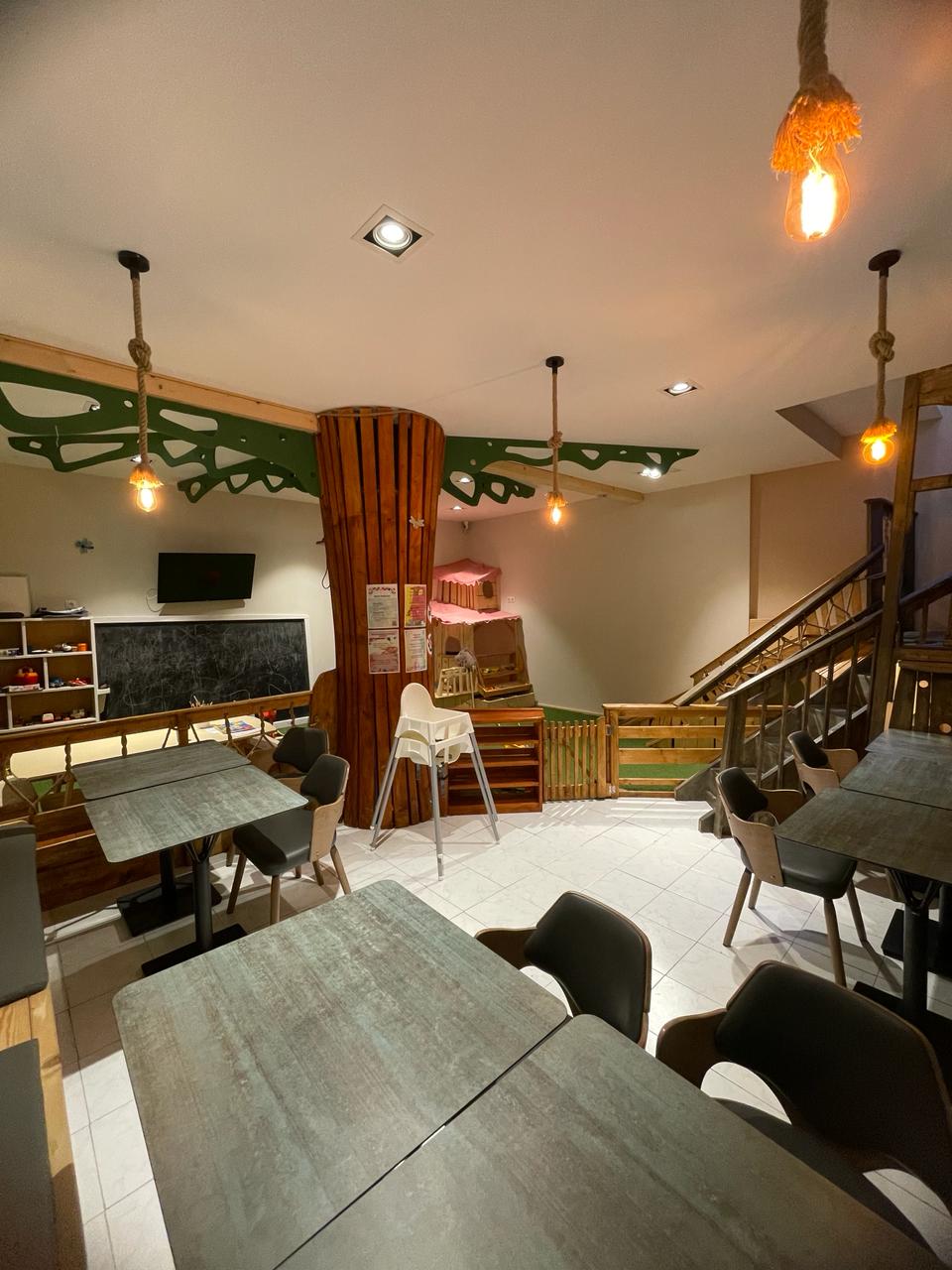 Local comercial de lloguer a Escaldes Engordany, 155 metres