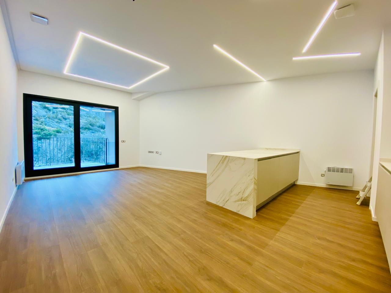 Àtic de lloguer a Encamp, 3 habitacions, 130 metres
