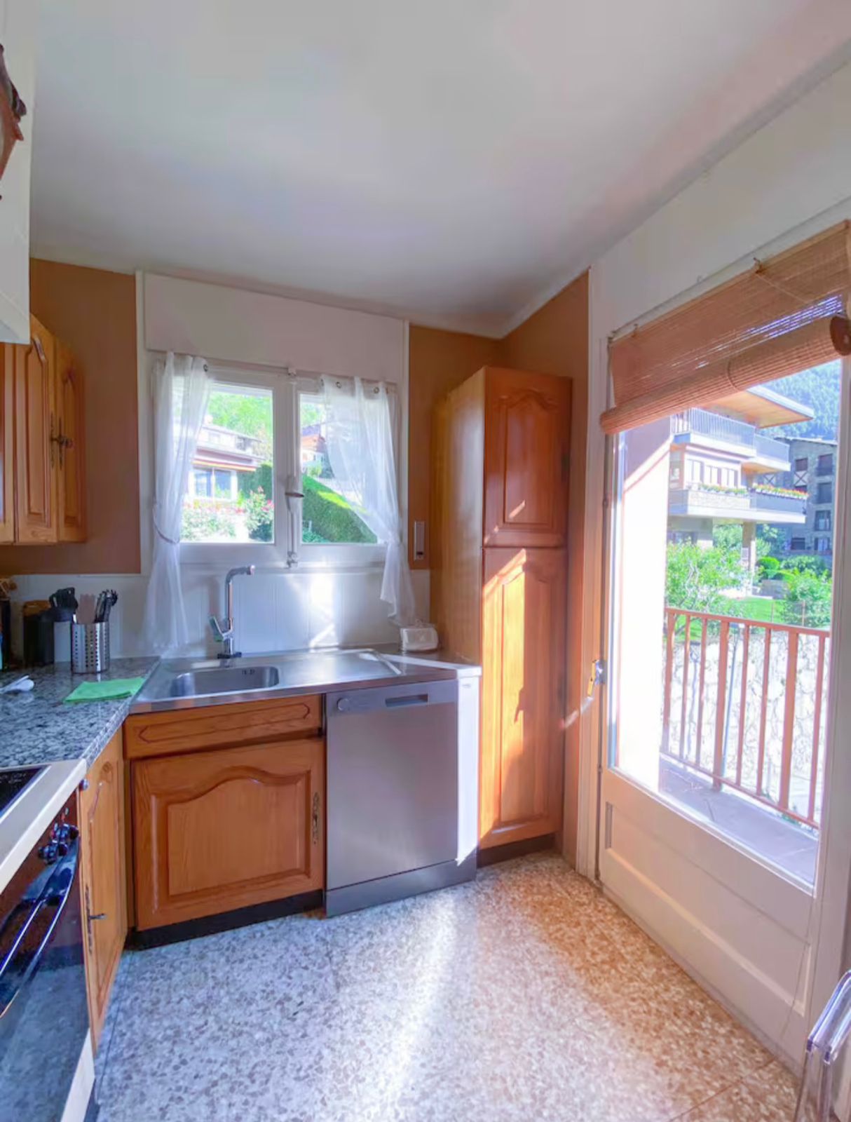 Xalet en venda a Les Bons, 6 habitacions, 700 metres