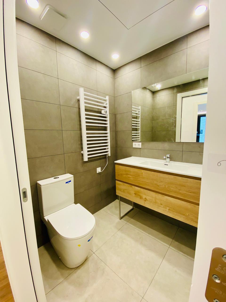 Ático de alquiler en Encamp, 3 habitaciones, 130 metros