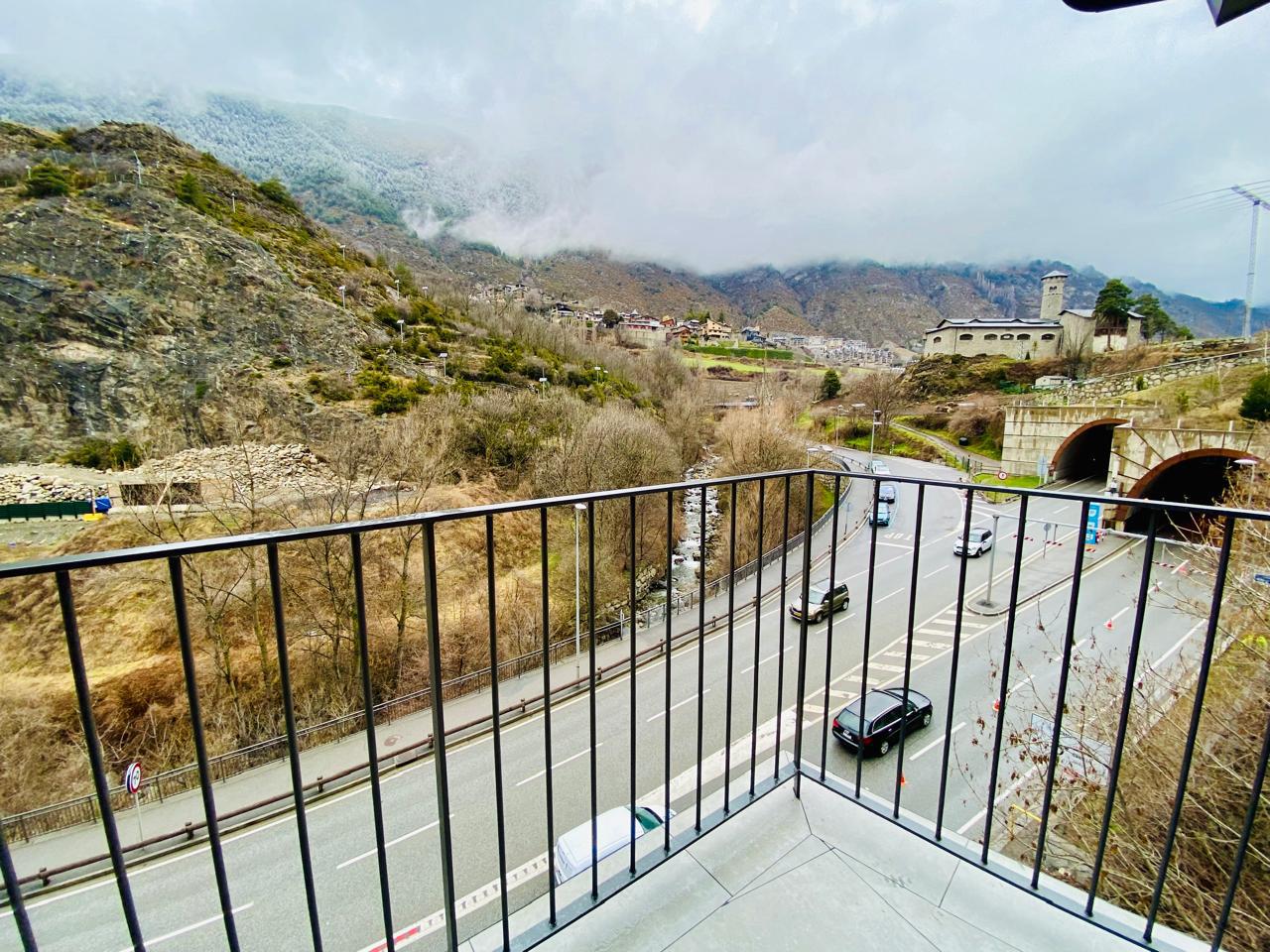 Àtic de lloguer a Encamp, 3 habitacions, 130 metres