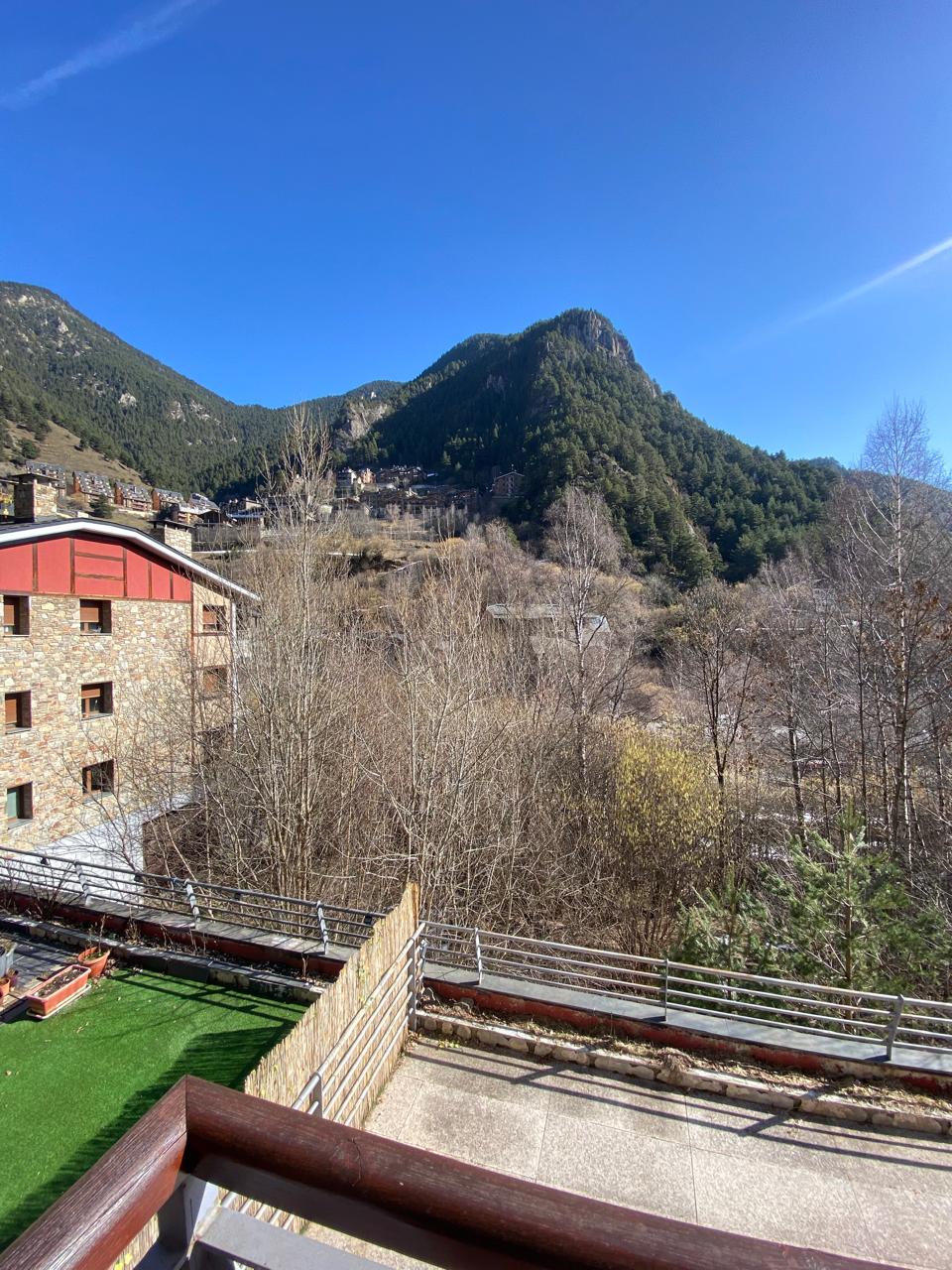 Pis de lloguer a Arinsal, 3 habitacions, 140 metres