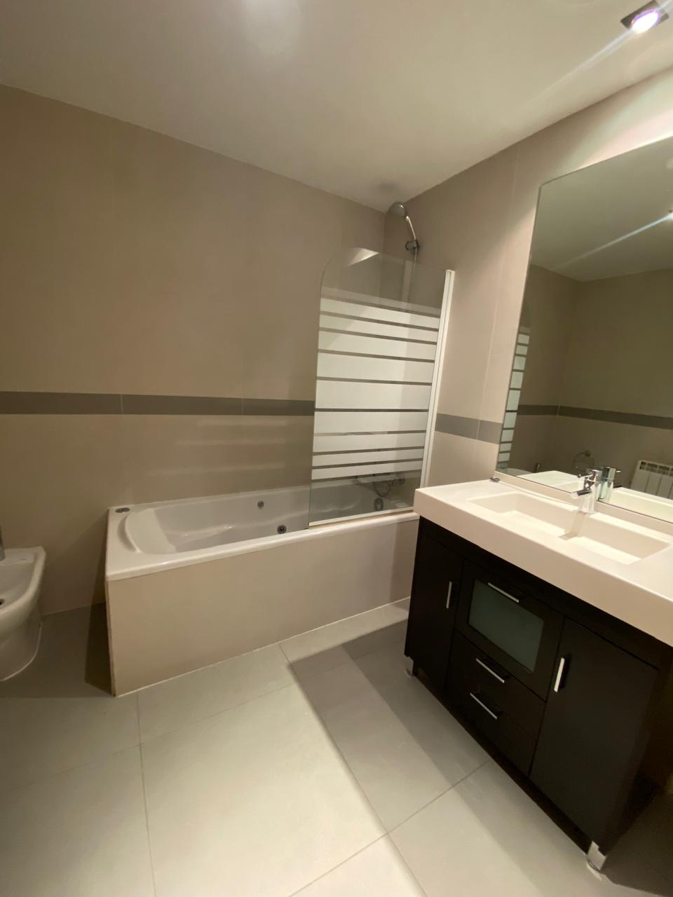 Pis de lloguer a Arinsal, 3 habitacions, 140 metres