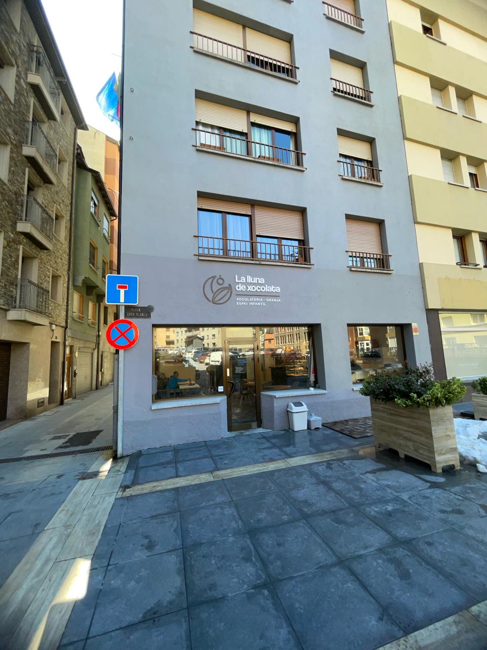 Local comercial de lloguer a Escaldes Engordany, 155 metres