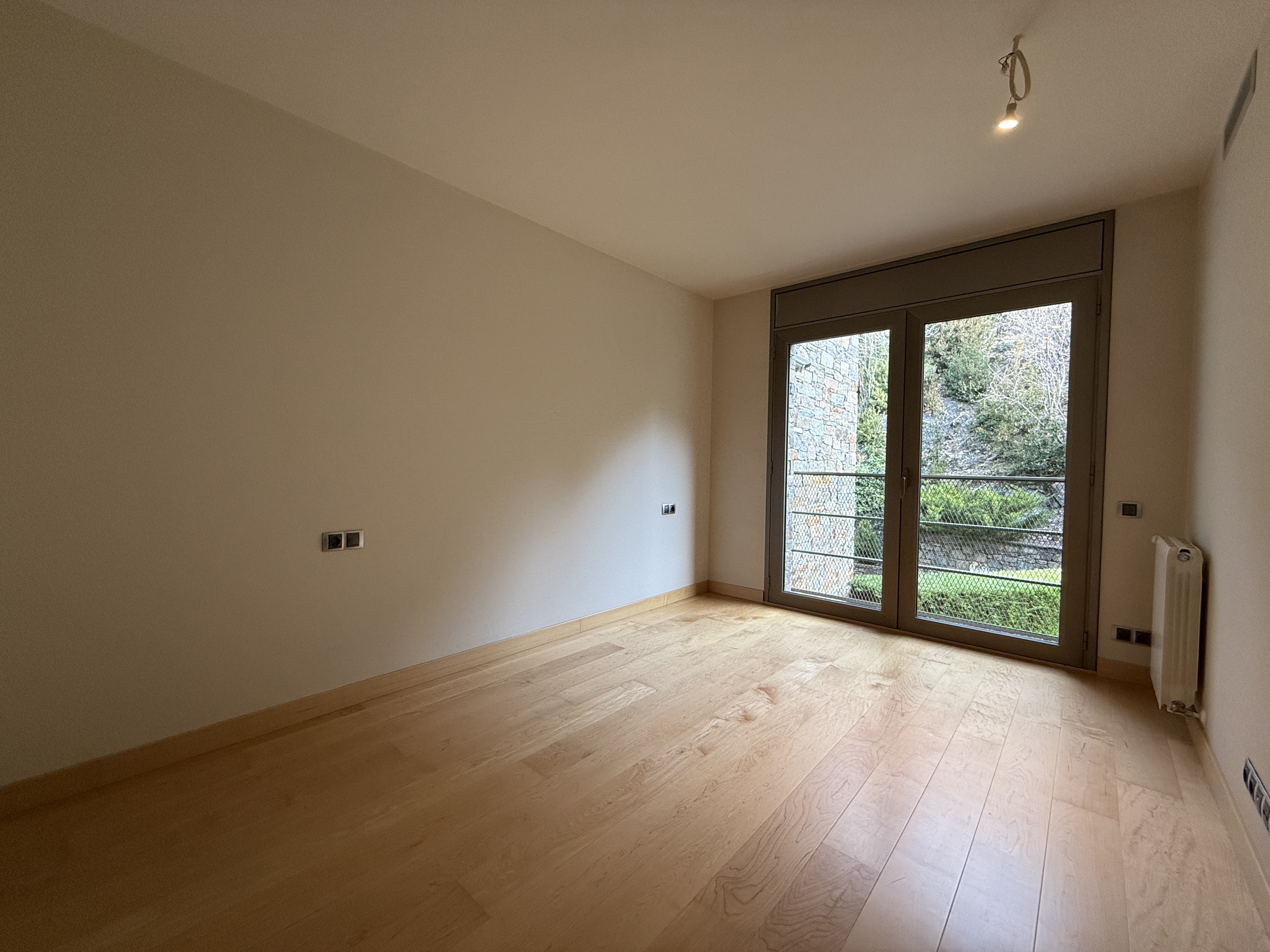 Piso de alquiler en Escaldes Engordany, 3 habitaciones, 142 metros