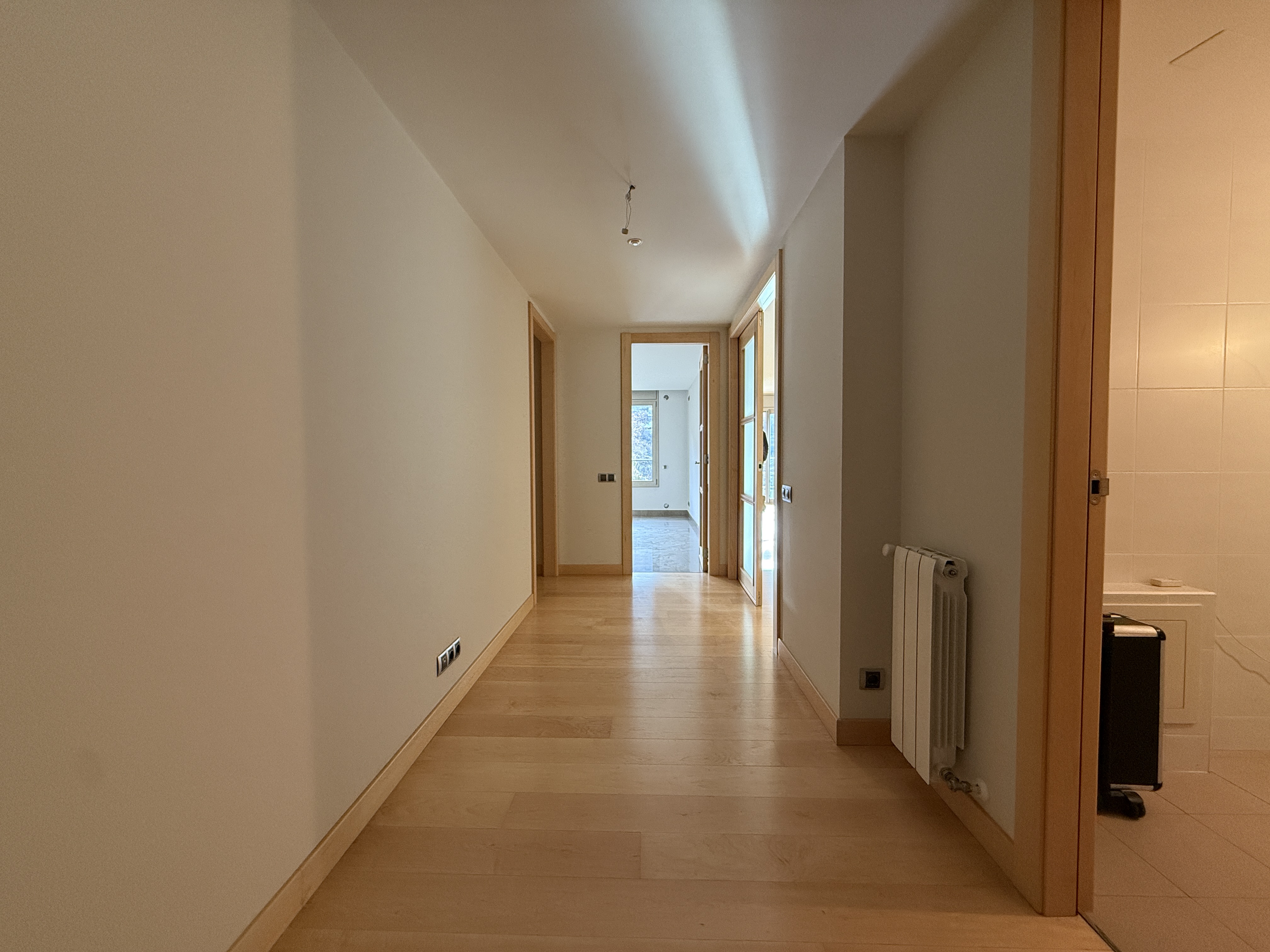 Piso de alquiler en Escaldes Engordany, 3 habitaciones, 142 metros