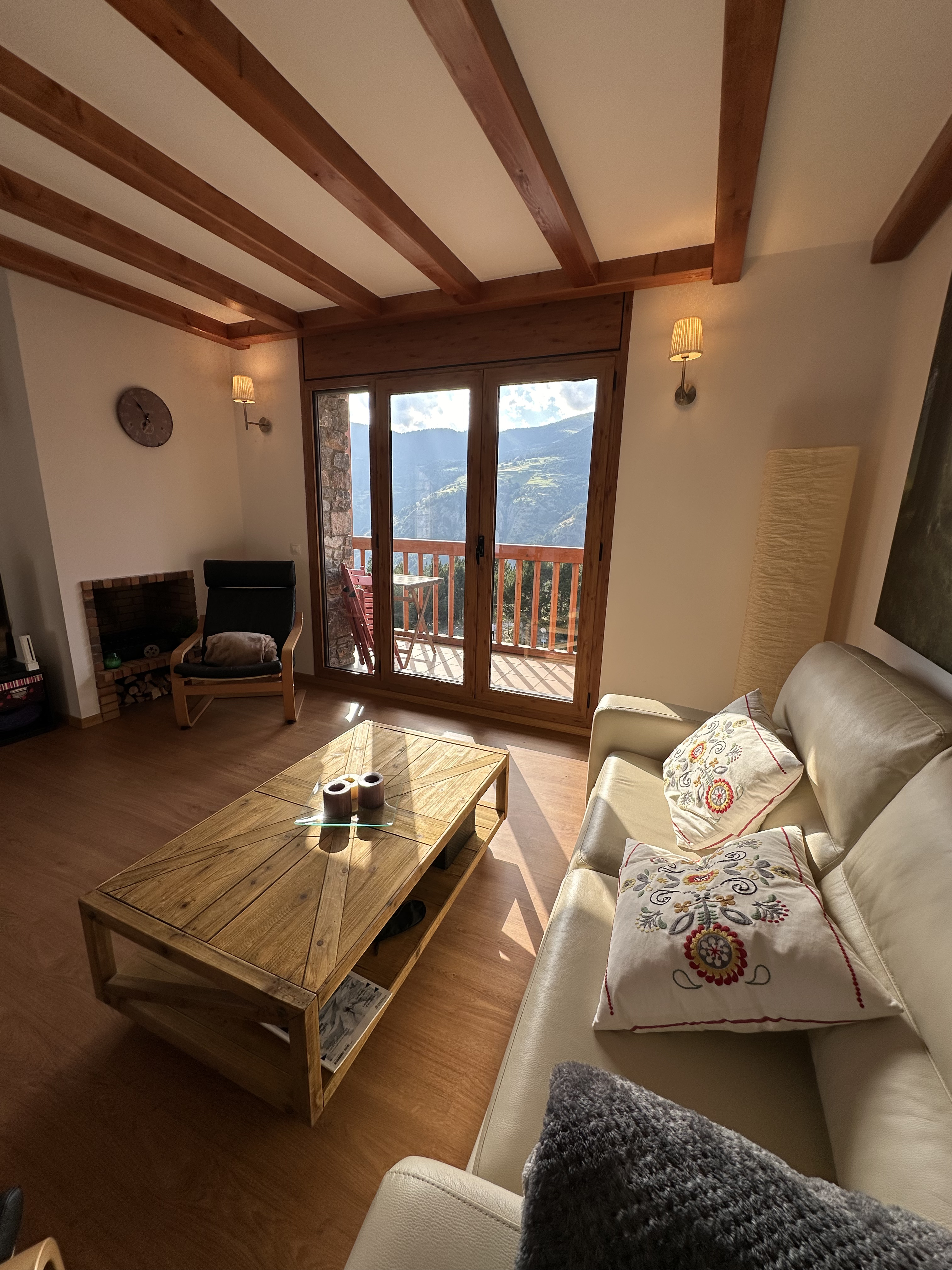 Pis de lloguer a Canillo, 2 habitacions, 80 metres