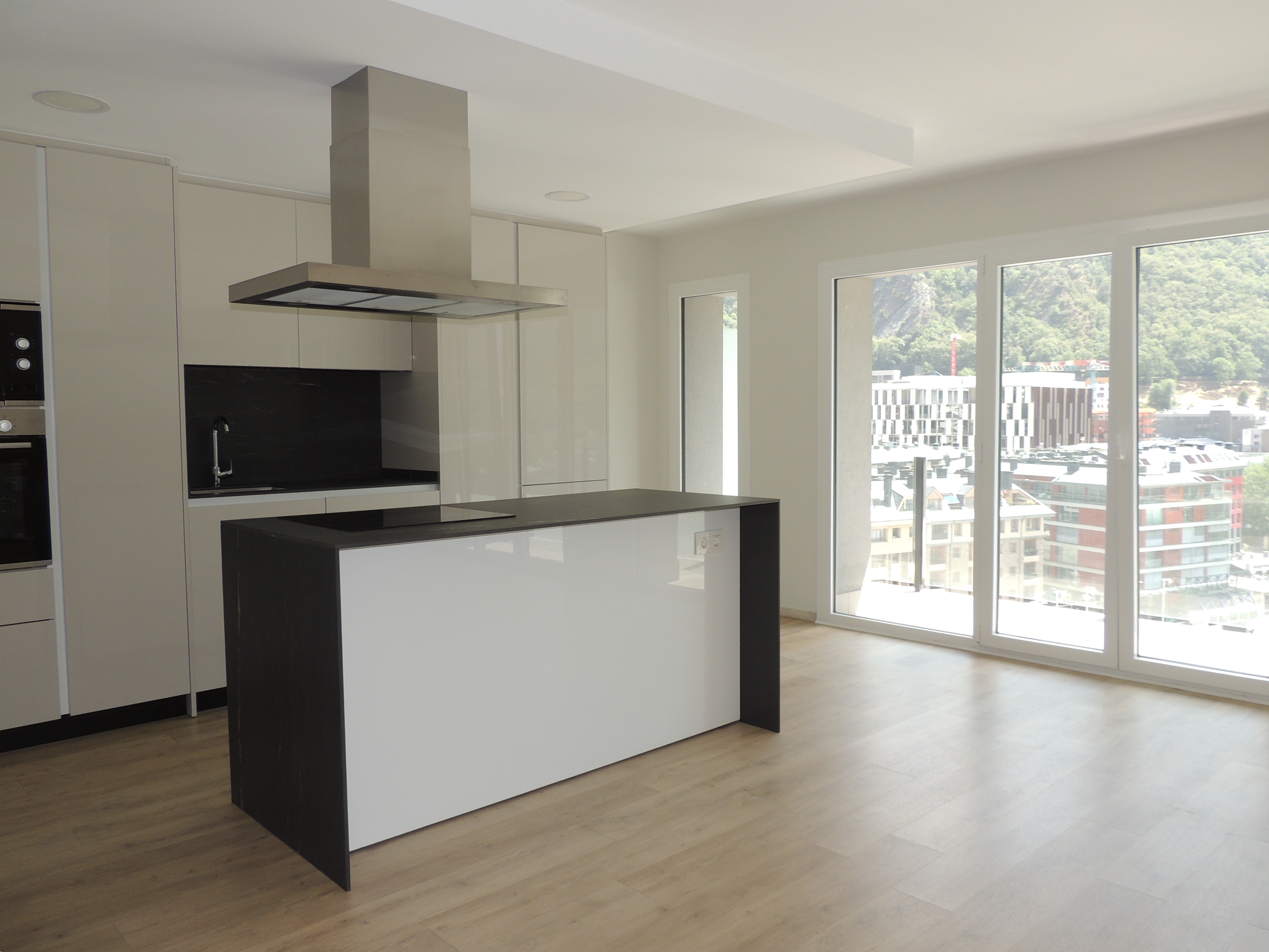 Pis de lloguer a Andorra la Vella, 3 habitacions, 125 metres