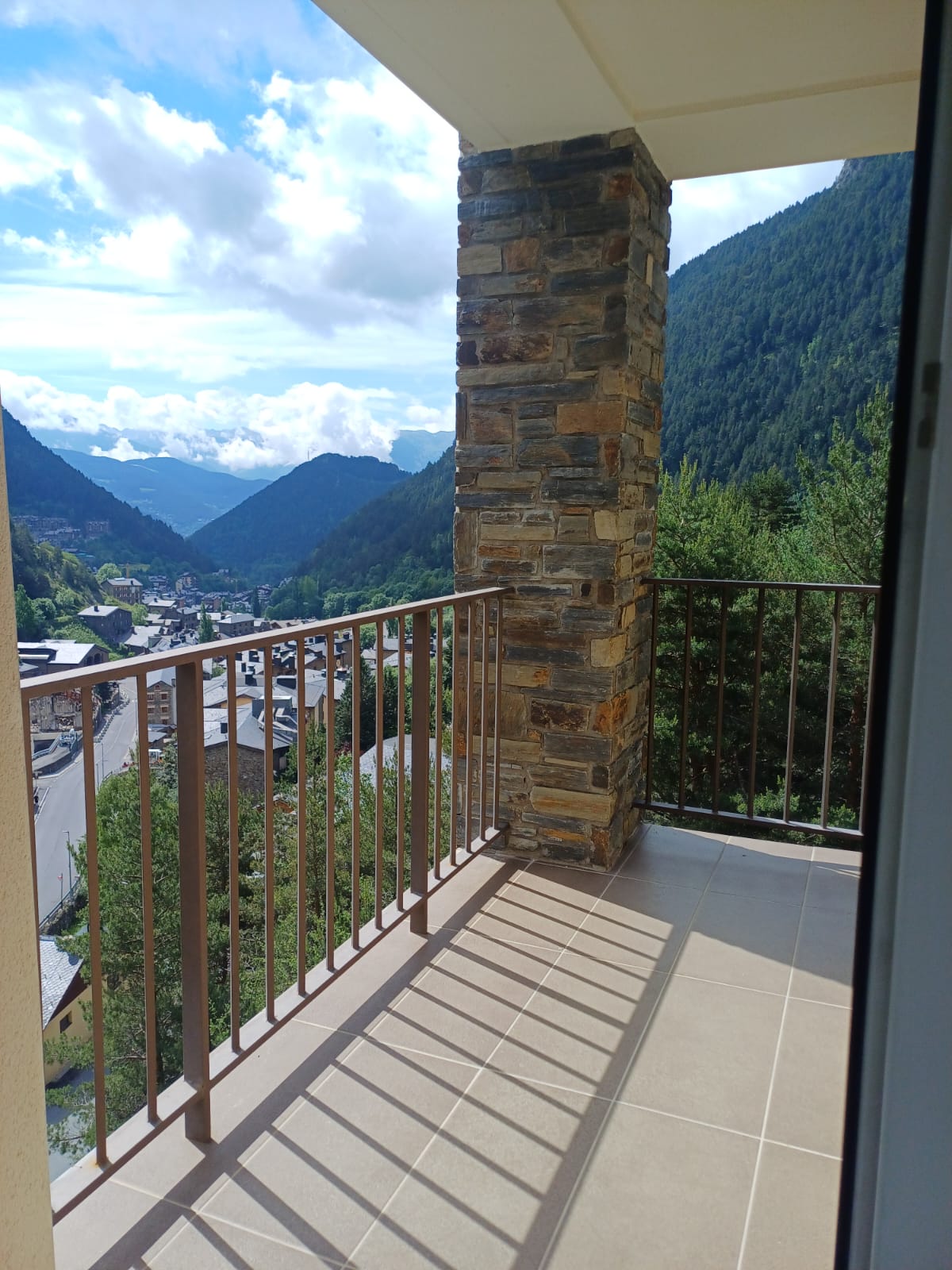 Pis en venda a Arinsal, 2 habitacions, 84 metres