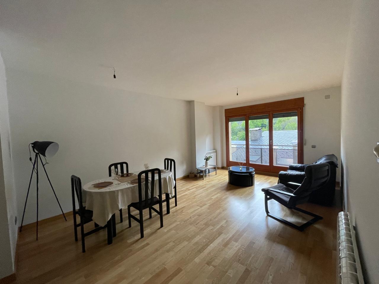 Pis de lloguer a Escaldes Engordany, 1 habitació, 57 metres