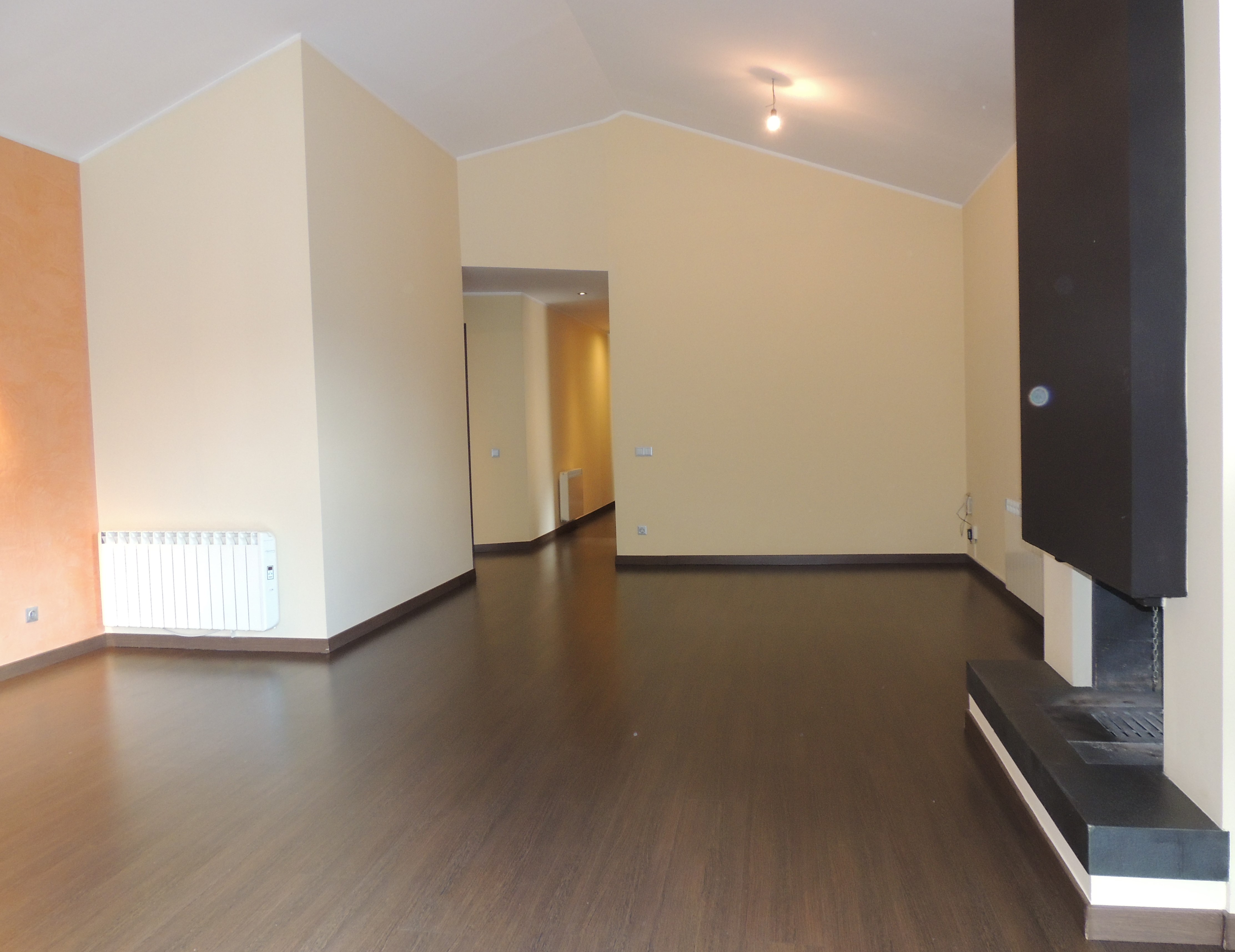 Àtic de lloguer a Arinsal, 4 habitacions, 202 metres