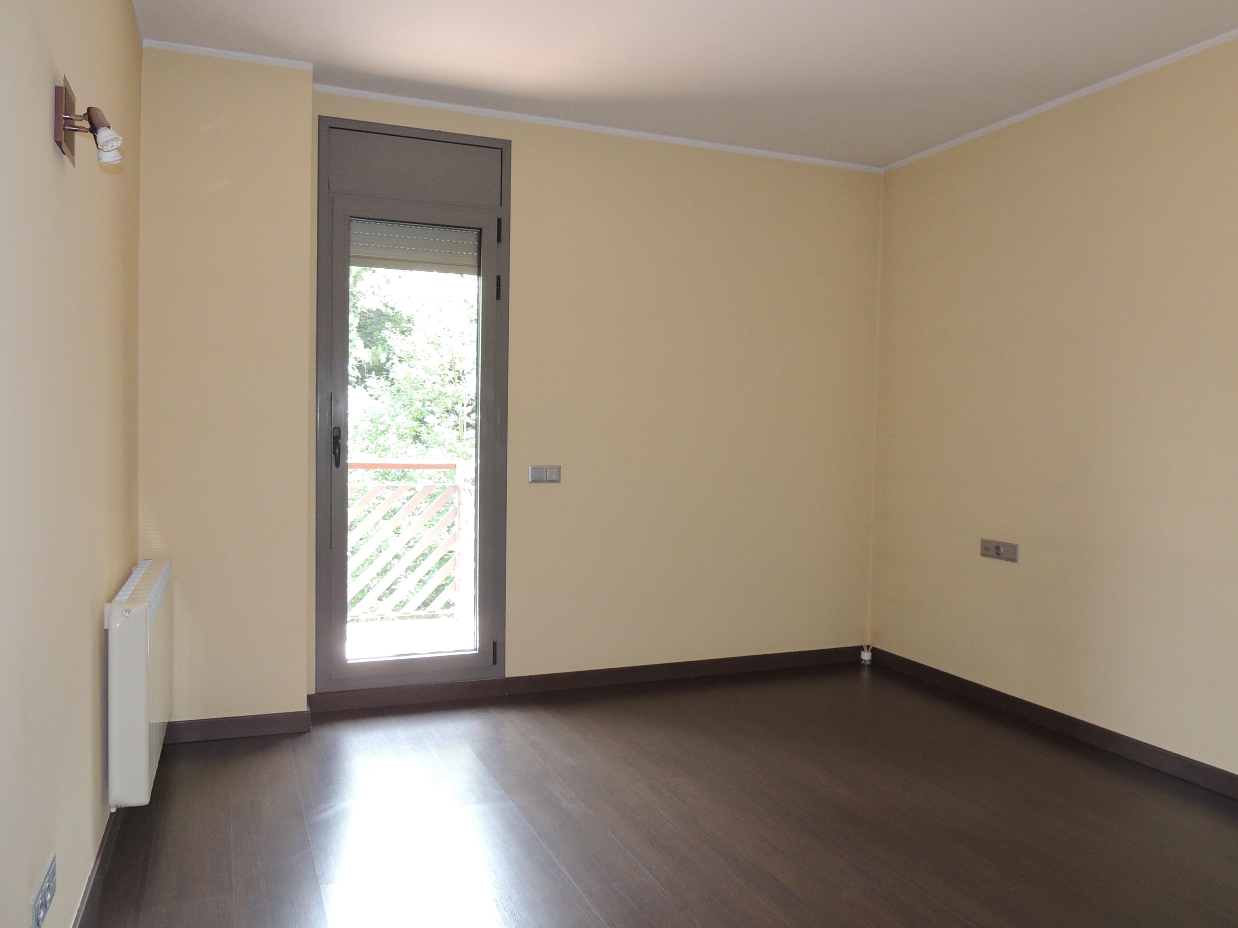 Àtic de lloguer a Arinsal, 4 habitacions, 202 metres