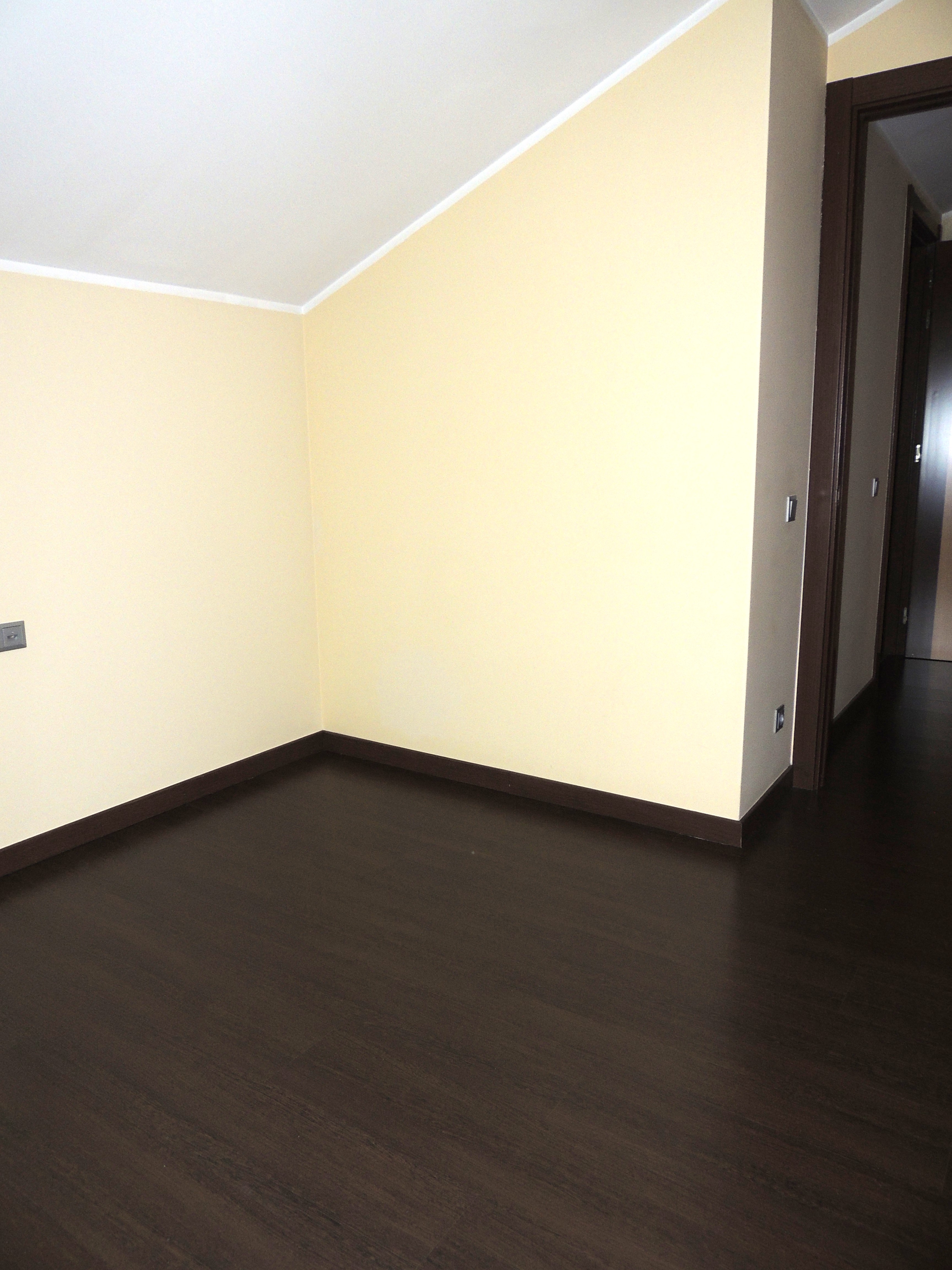 Àtic de lloguer a Arinsal, 4 habitacions, 202 metres