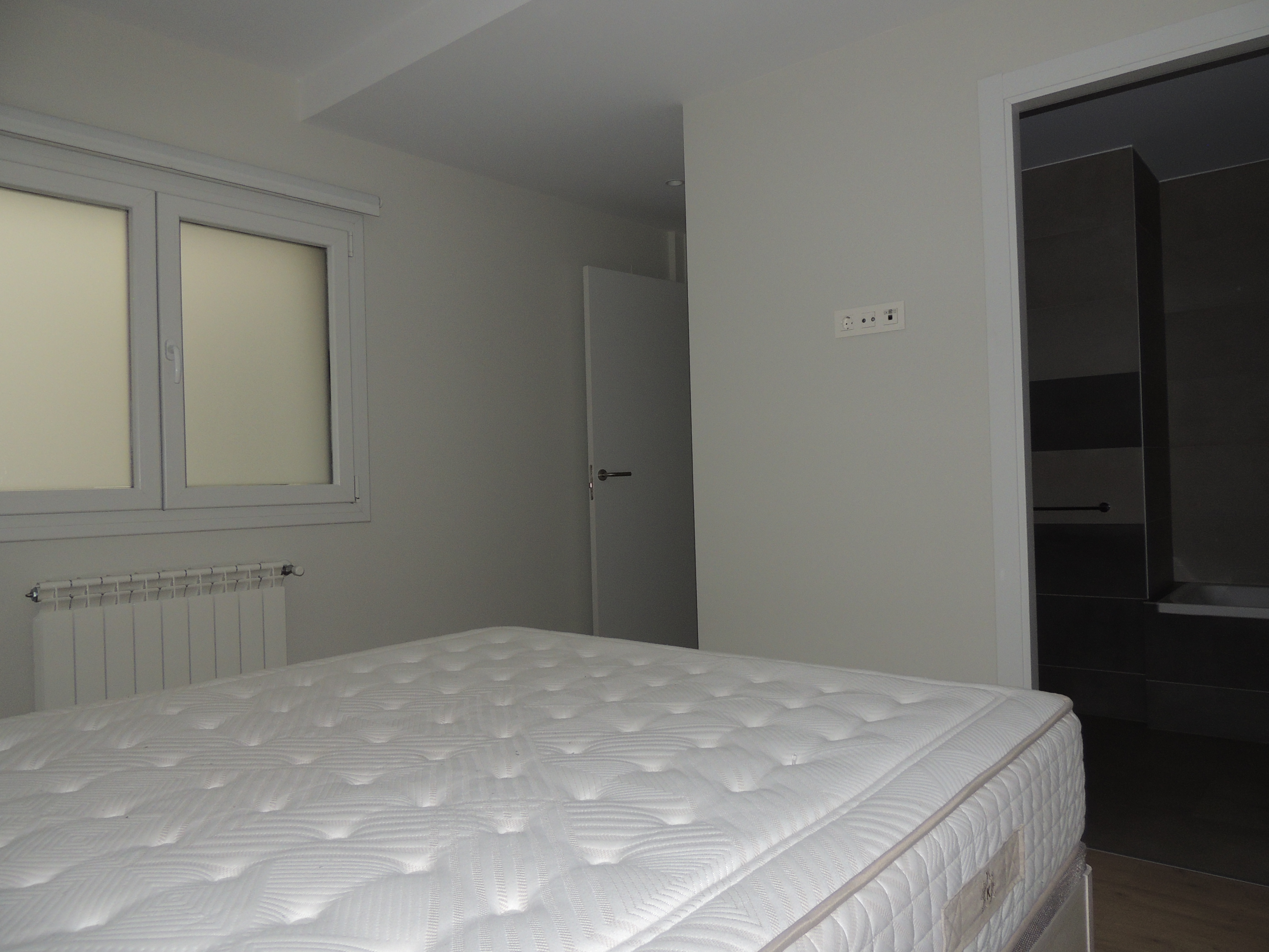 Piso de alquiler en Andorra la Vella, 2 habitaciones, 100 metros