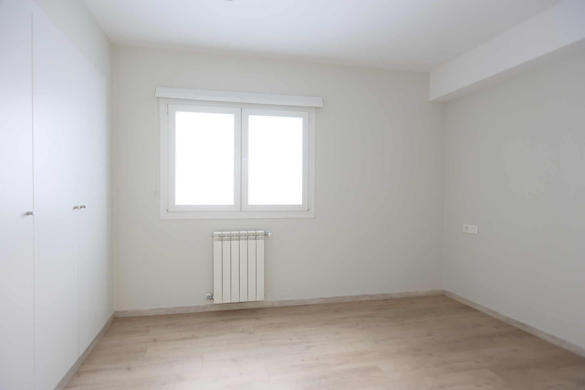 Pis de lloguer a Andorra la Vella, 2 habitacions, 100 metres