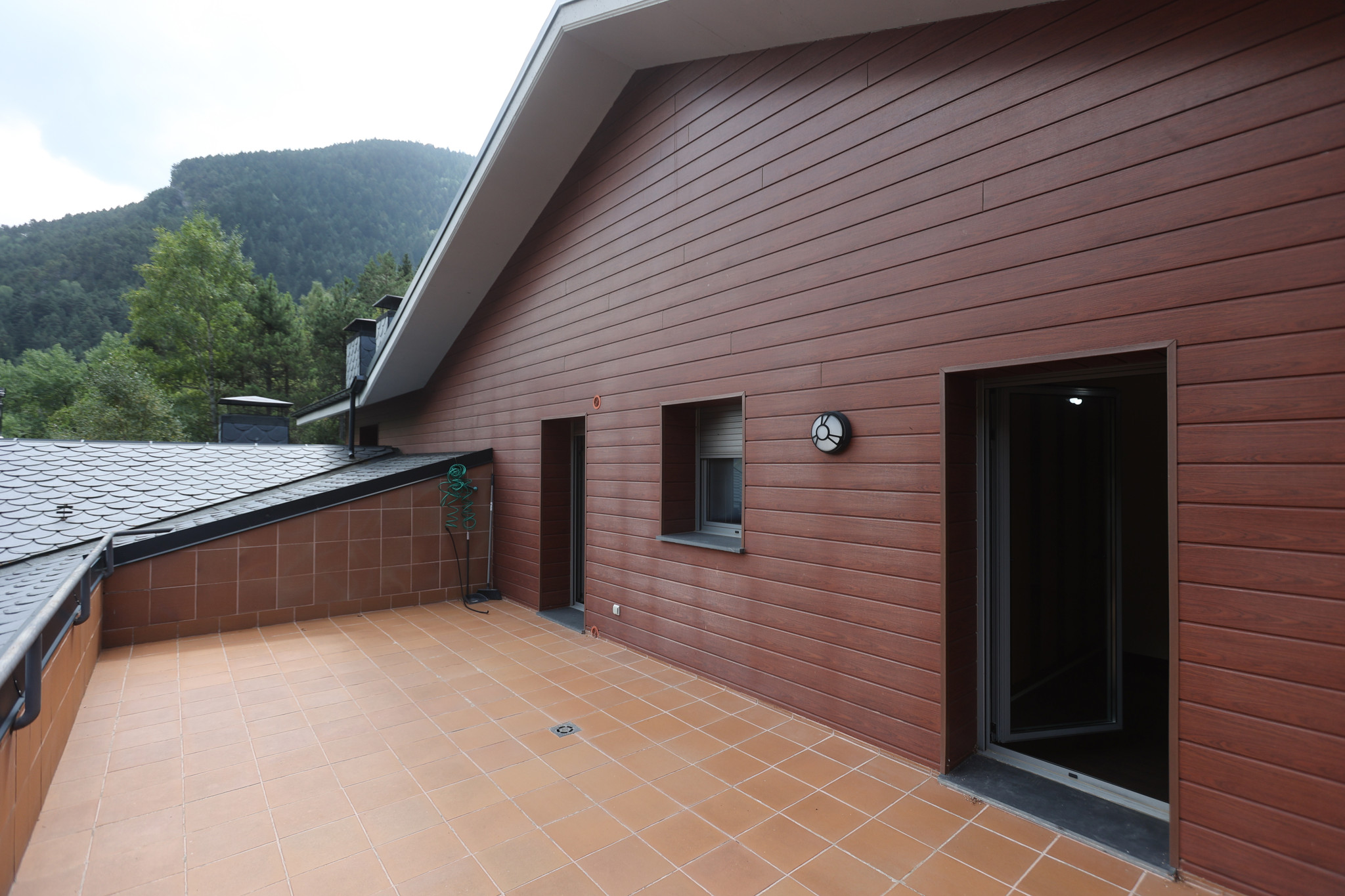 Àtic de lloguer a Arinsal, 4 habitacions, 202 metres