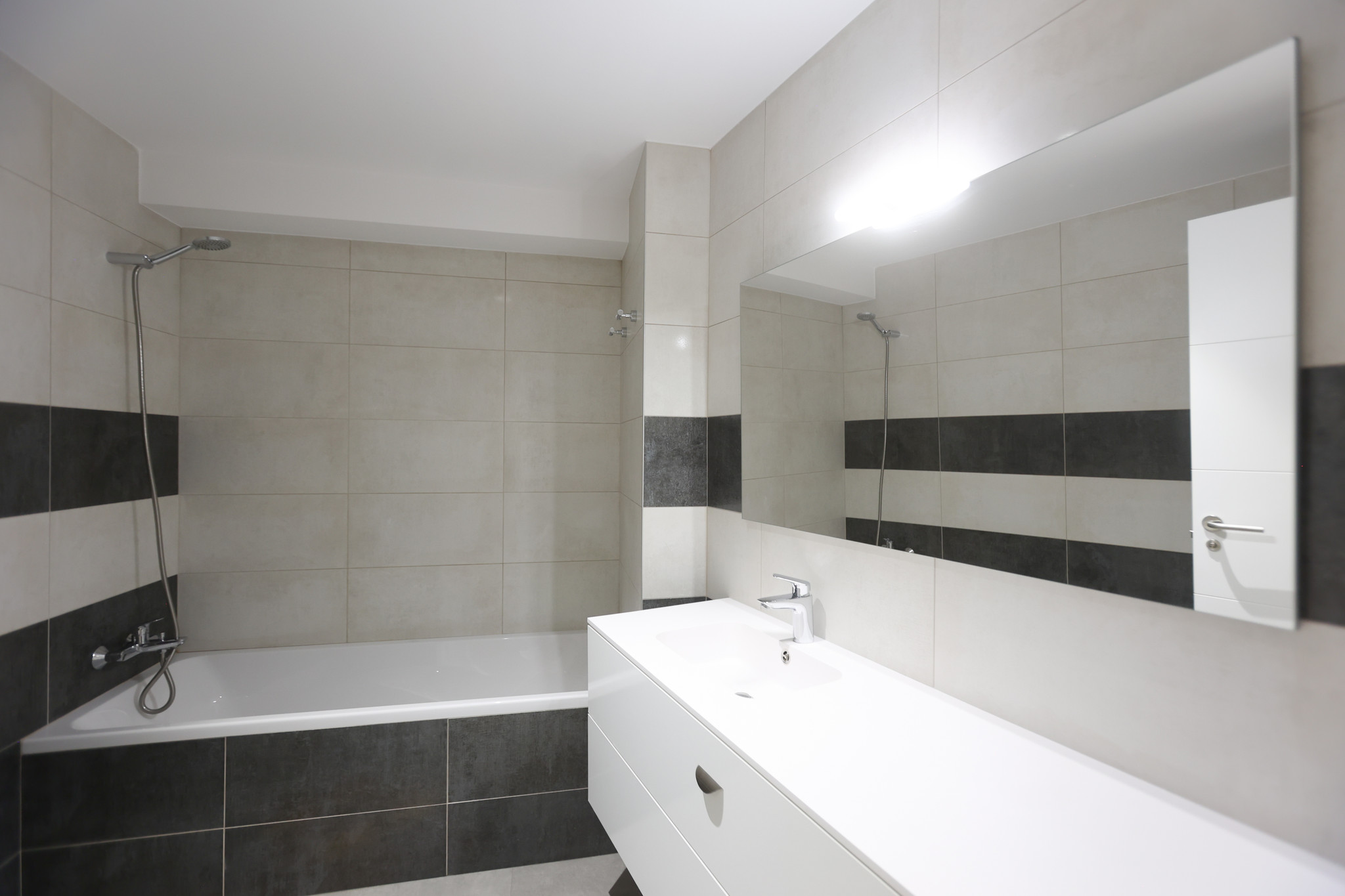 Piso de alquiler en Andorra la Vella, 3 habitaciones, 133 metros