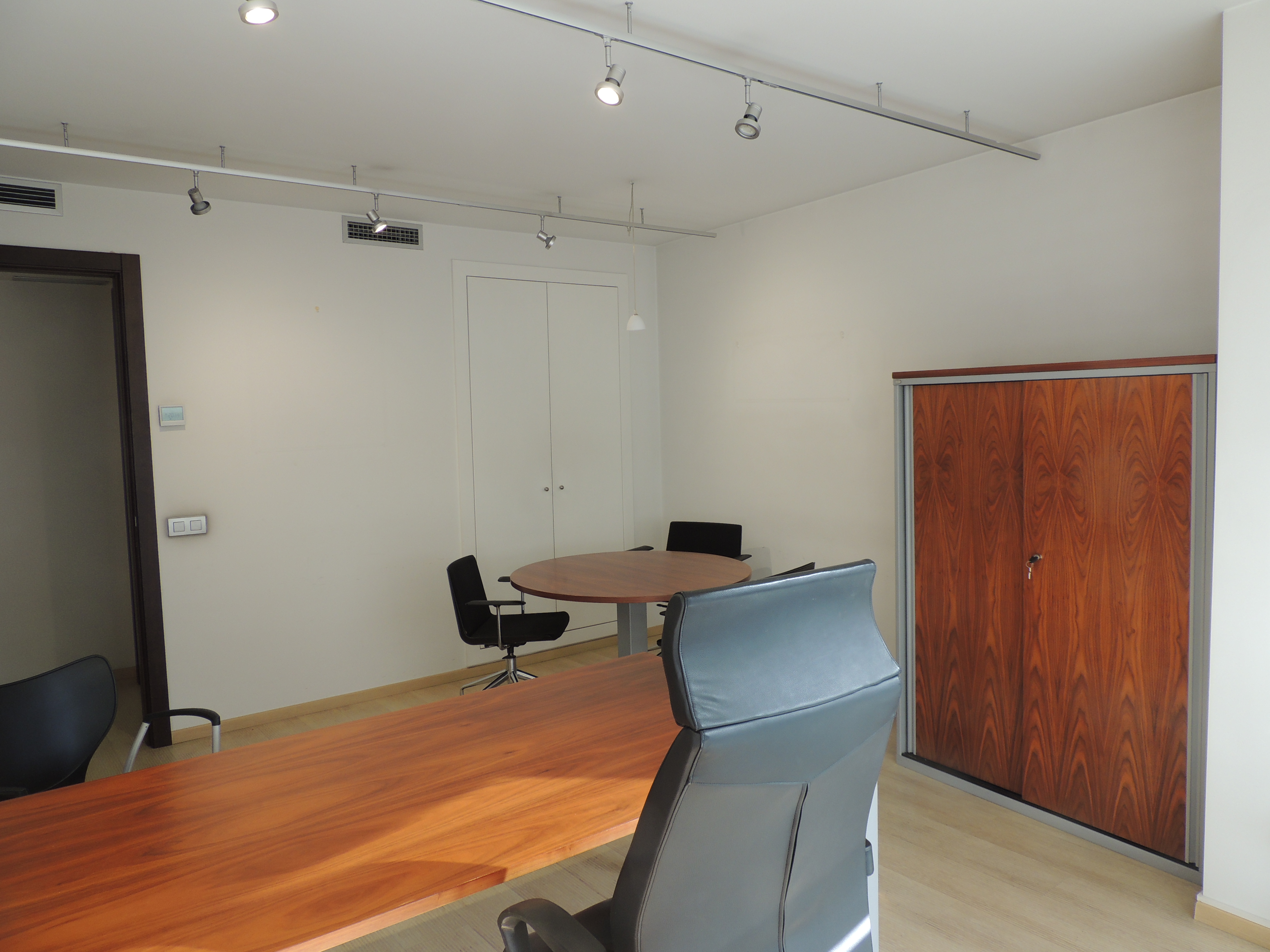 Local comercial de alquiler en Andorra la Vella, 100 metros