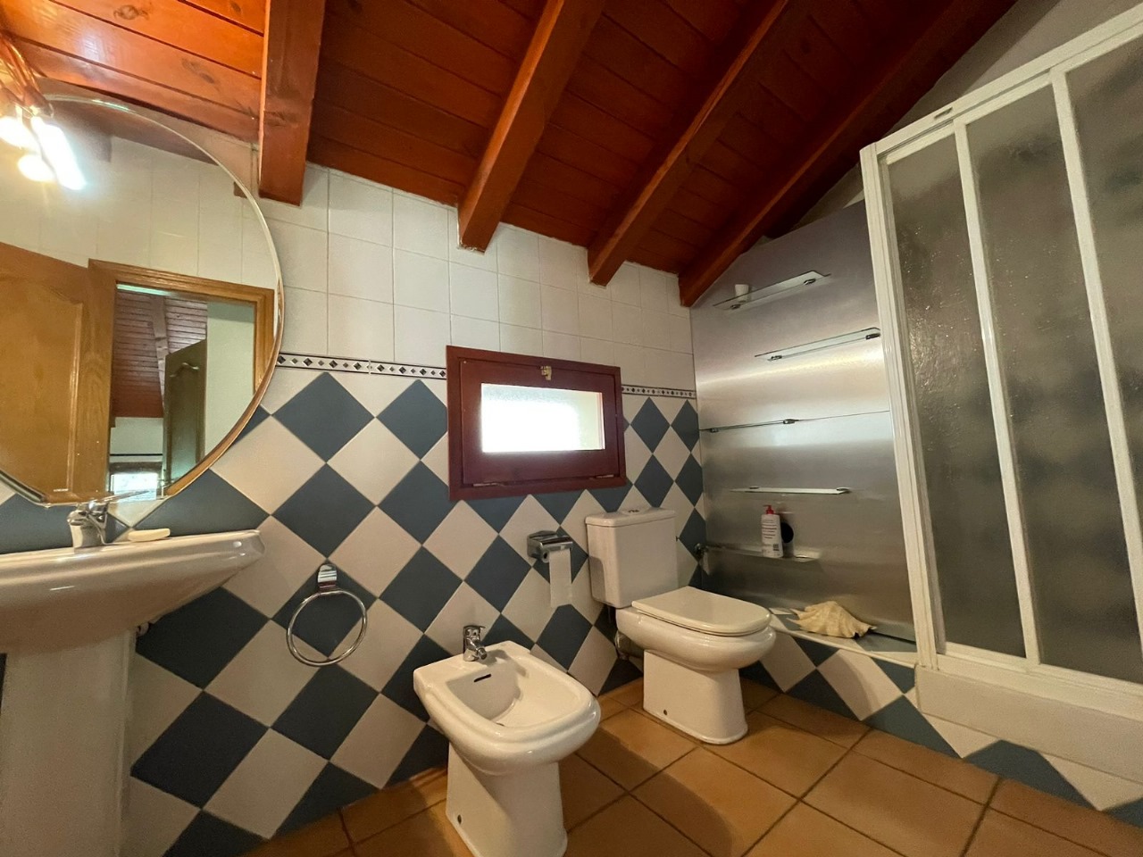 Casa adossada en venda a Andorra la Vella, 4 habitacions, 435 metres