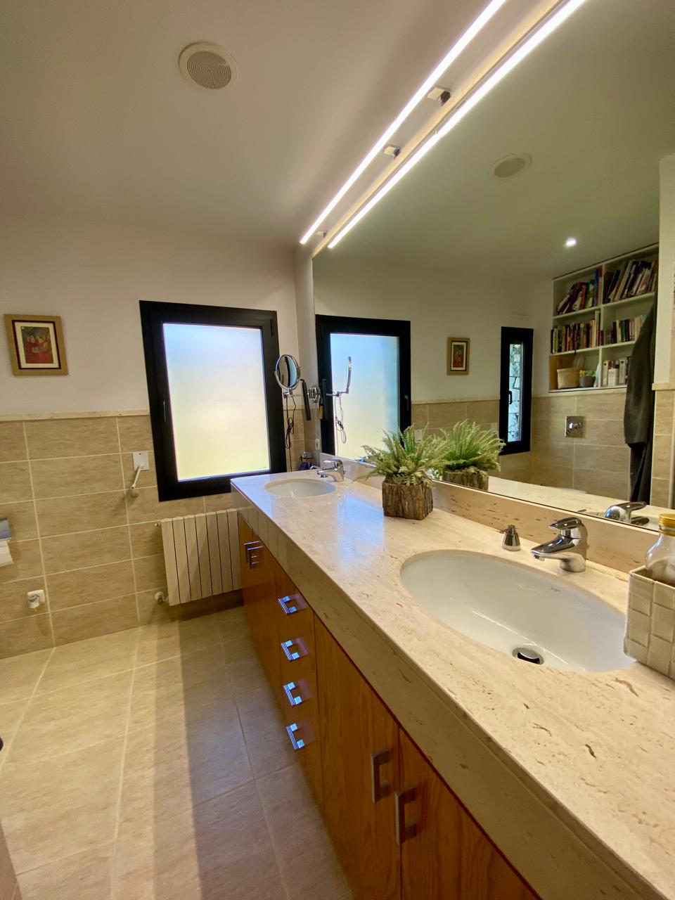 Chalet en venta en Ordino, 5 habitaciones, 340 metros