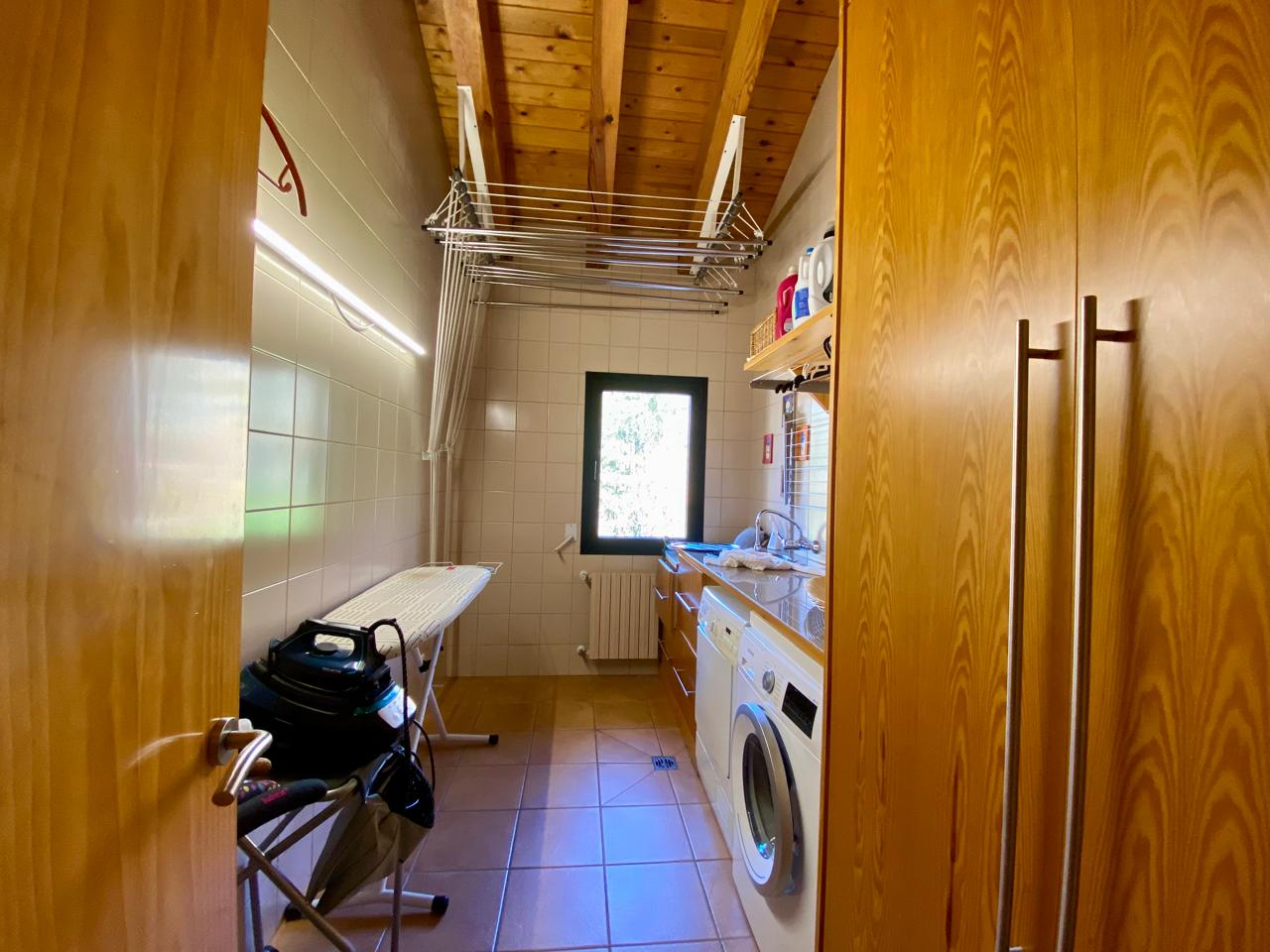 Chalet en venta en Ordino, 5 habitaciones, 340 metros