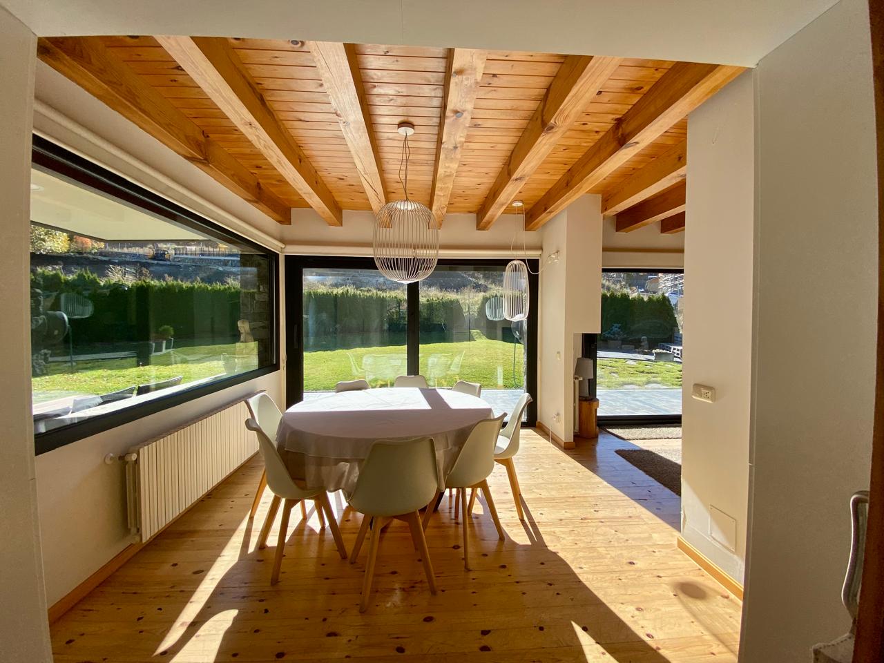 Chalet en venta en Ordino, 5 habitaciones, 340 metros