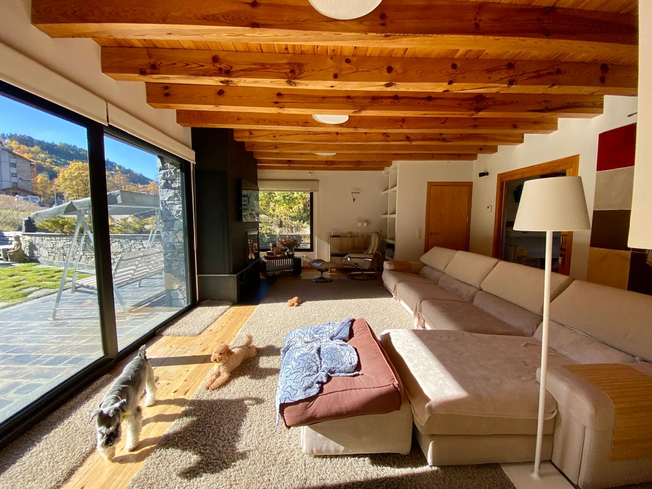 Chalet en venta en Ordino, 5 habitaciones, 340 metros