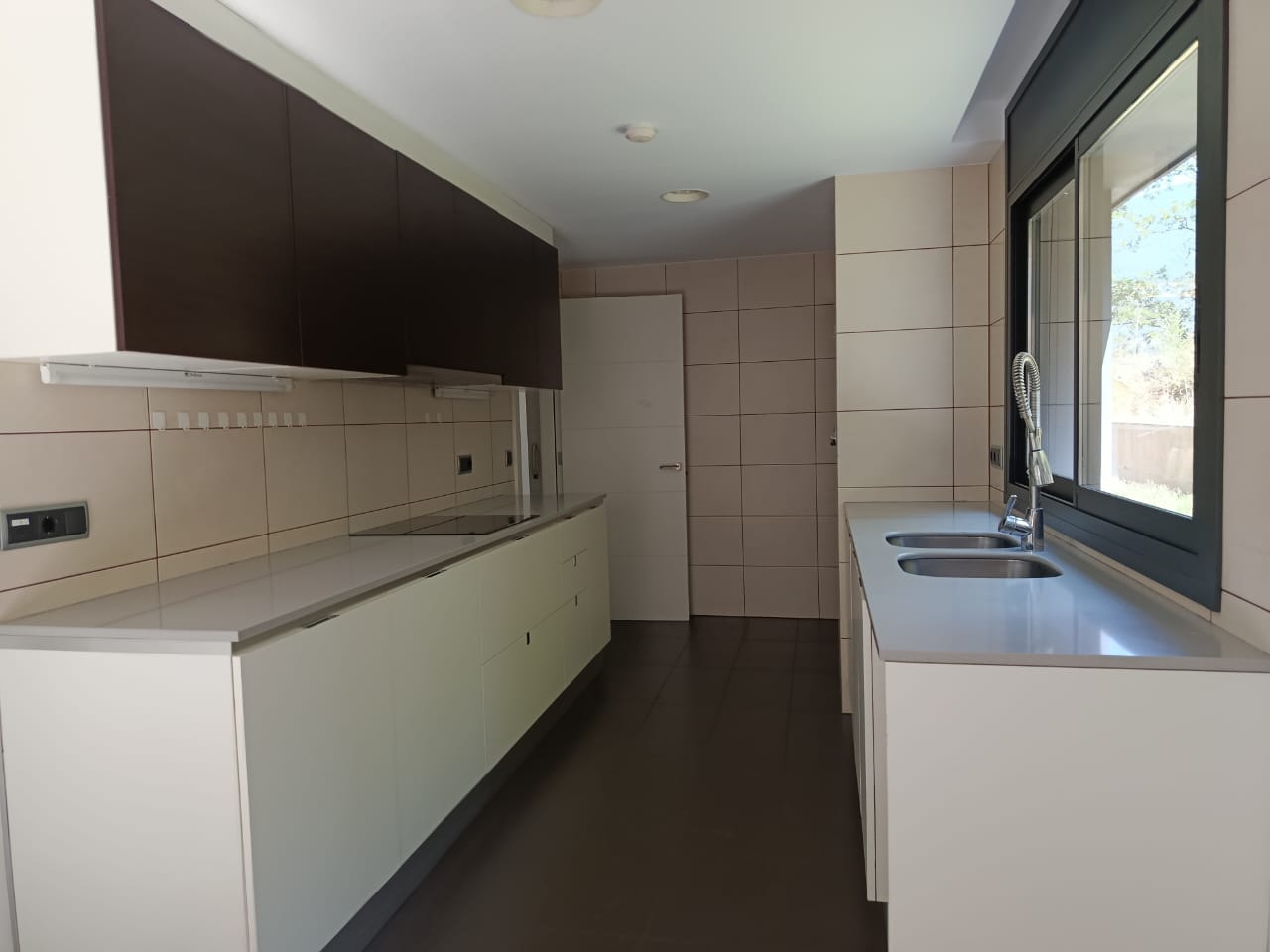 Piso en venta en Ordino, 3 habitaciones, 144 metros