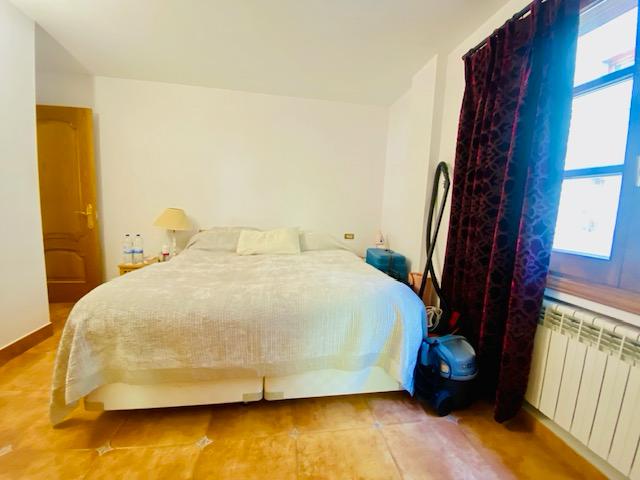 Piso en venta en Sispony, 2 habitaciones, 90 metros
