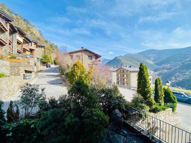 Piso en venta en Sispony, 2 habitaciones, 90 metros