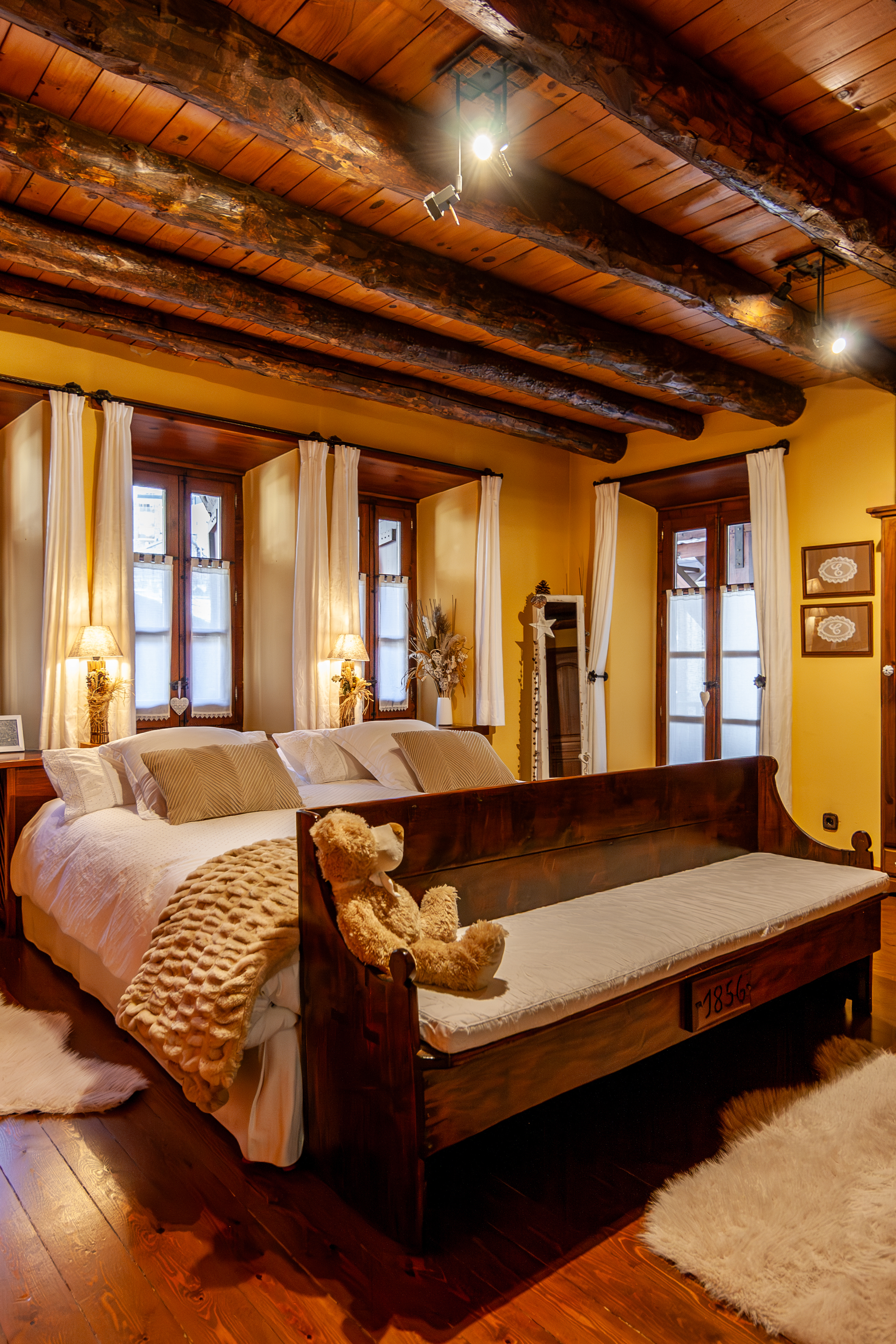 Dúplex en venta en Arinsal, 4 habitaciones, 288 metros