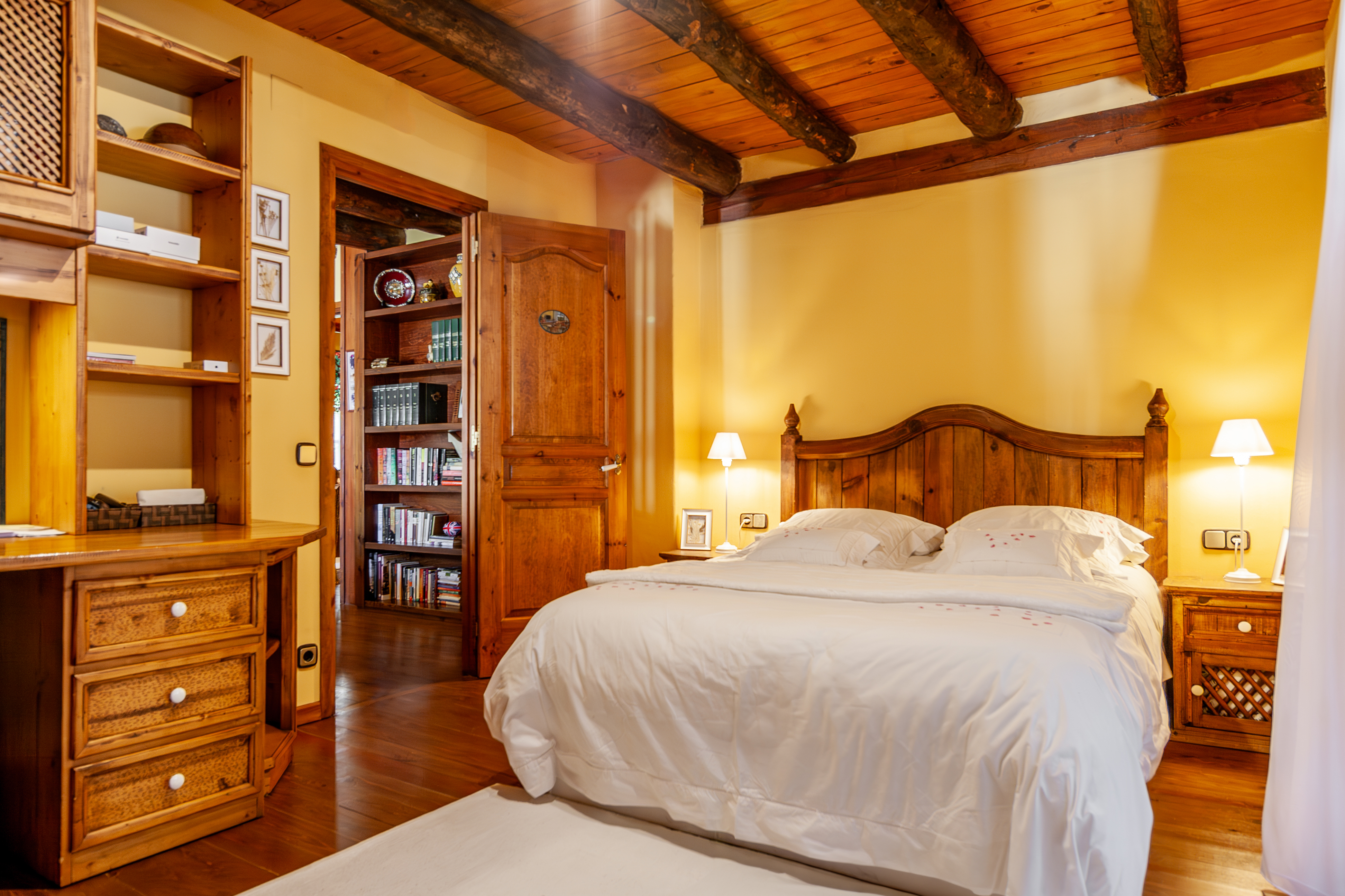 Dúplex en venta en Arinsal, 4 habitaciones, 288 metros