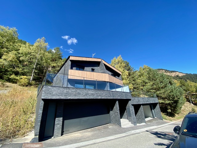 Casa adosada en venta en Pal, 4 habitaciones, 289 metros