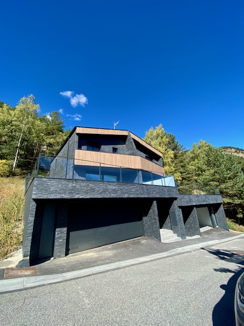 Casa adosada en venta en Pal, 4 habitaciones, 289 metros