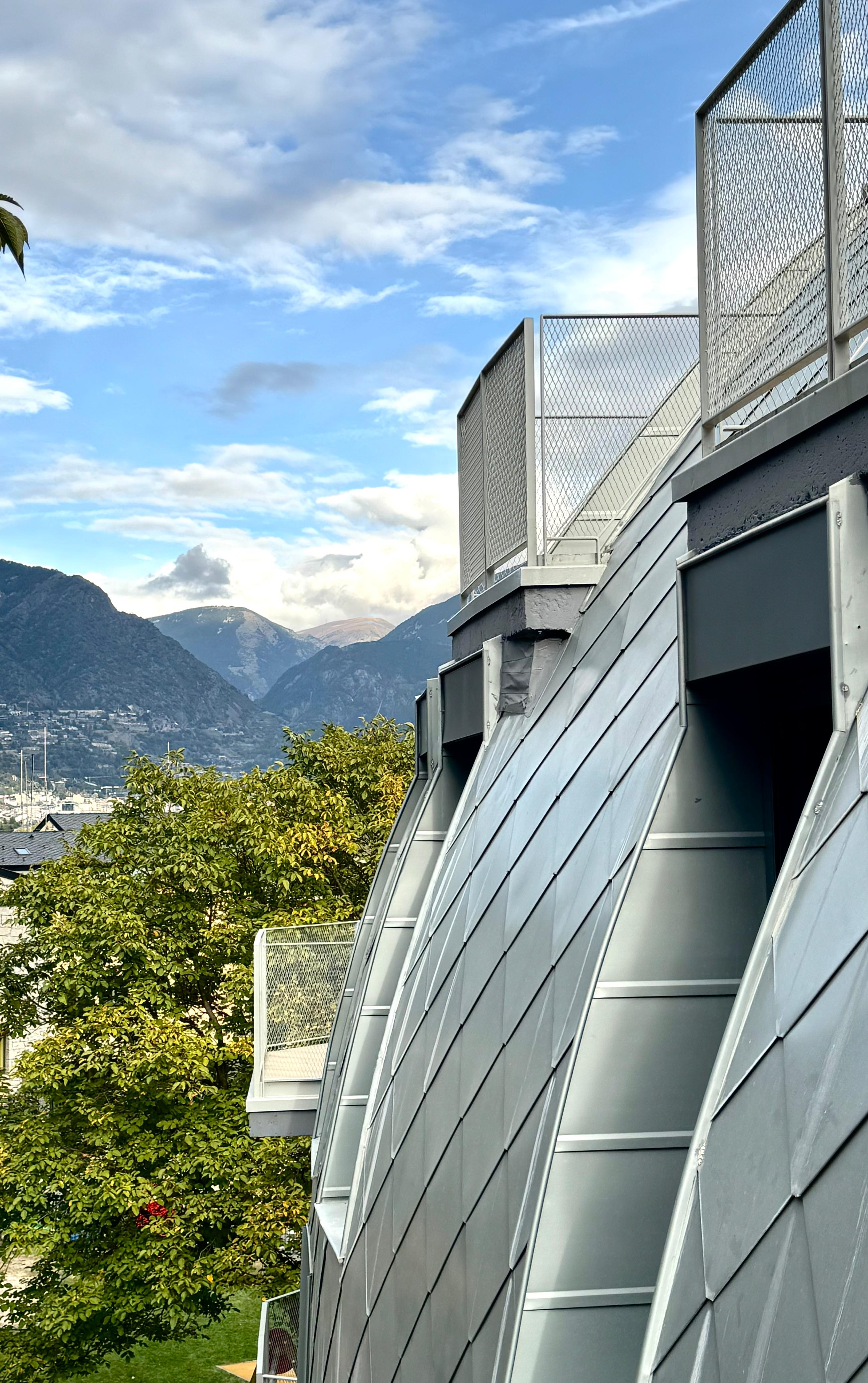 Dúplex de alquiler en Santa Coloma, 3 habitaciones, 100 metros