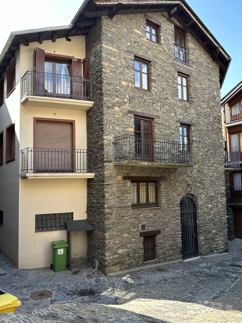 Edificio en venta en Ordino, 800 metros