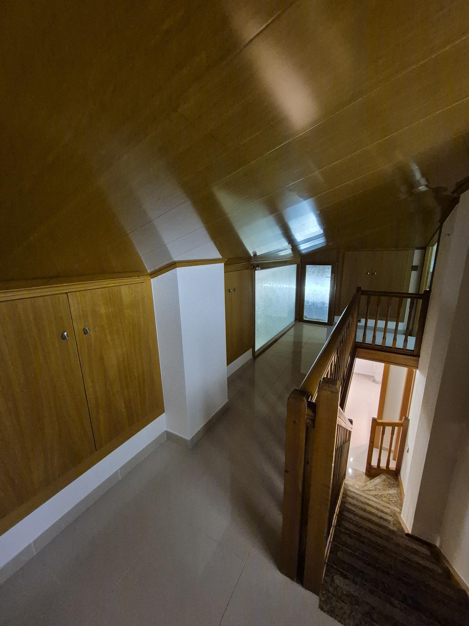 Ático en venta en Santa Coloma, 3 habitaciones, 120 metros