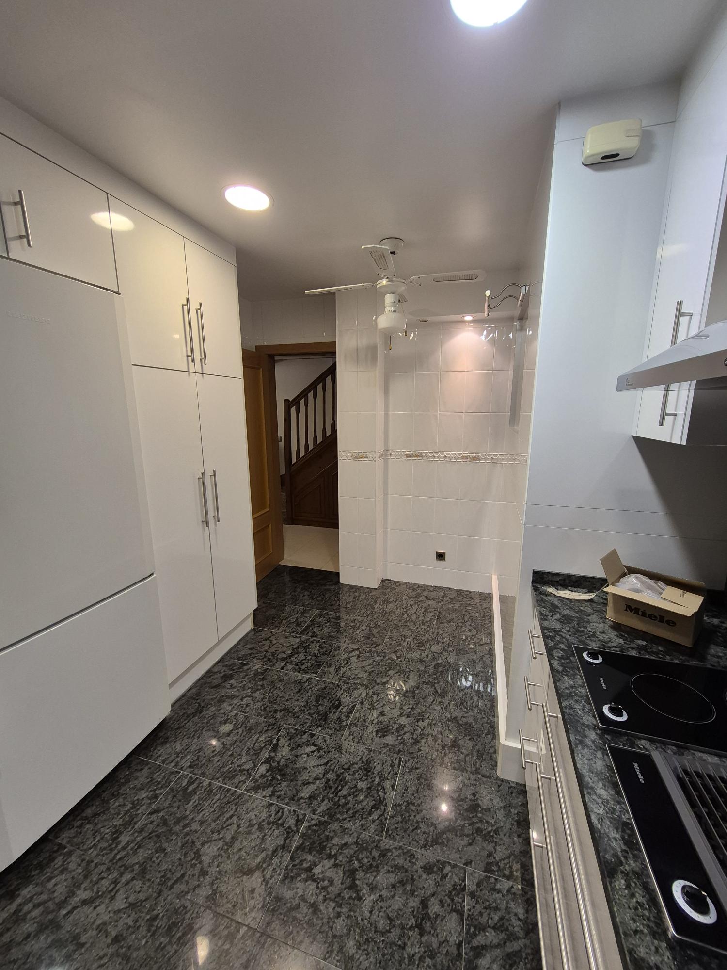 Ático en venta en Santa Coloma, 3 habitaciones, 120 metros