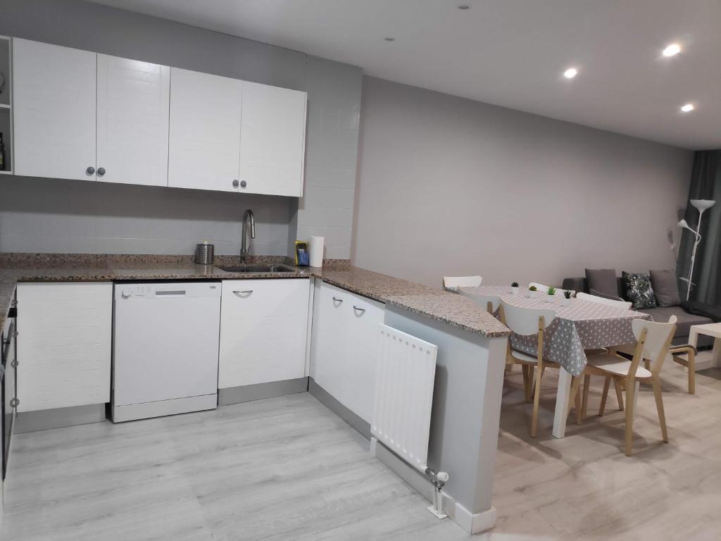 Pis de lloguer a Andorra la Vella, 2 habitacions, 80 metres