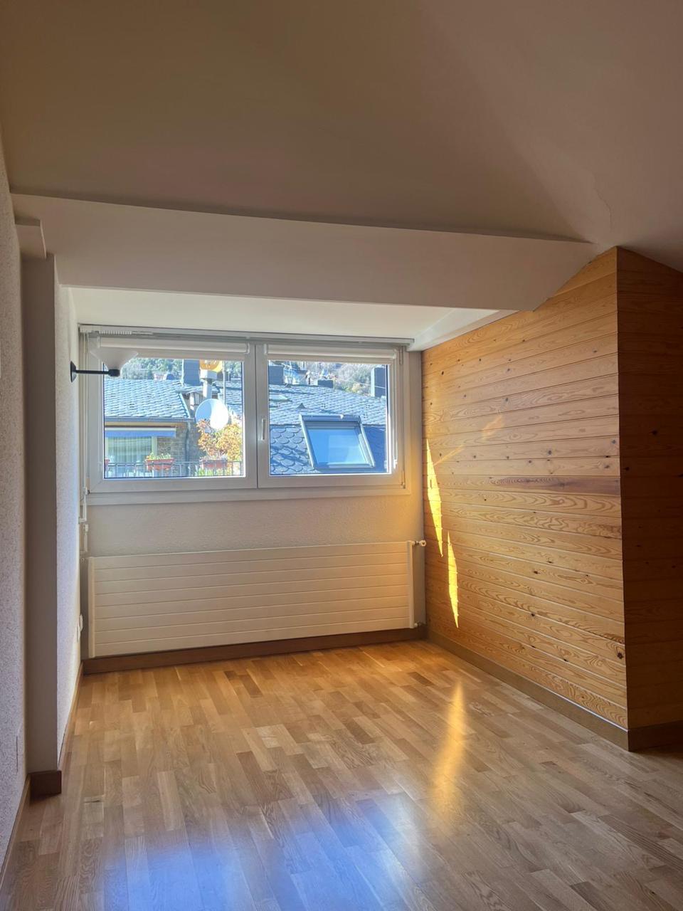 Àtic de lloguer a Andorra la Vella, 5 habitacions, 173 metres