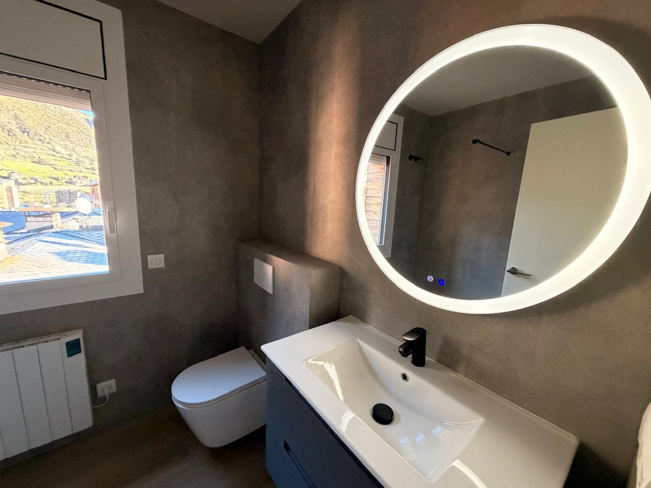 Àtic de lloguer a Encamp, 3 habitacions, 130 metres