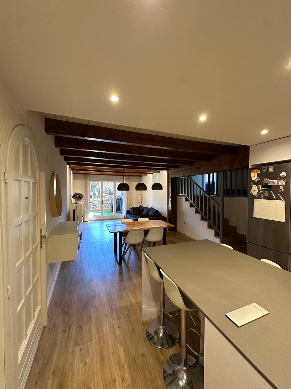 Piso de alquiler en Sispony, 2 habitaciones, 130 metros