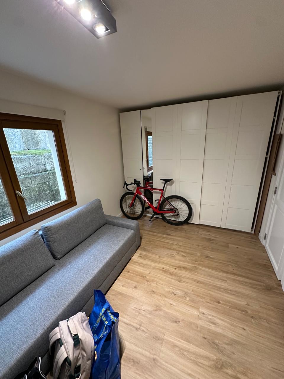 Piso de alquiler en Sispony, 2 habitaciones, 130 metros