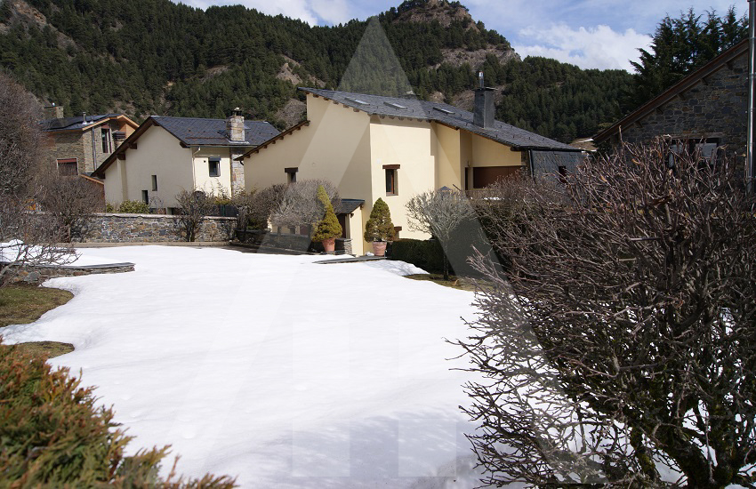 Xalet en venda a Pal, 5 habitacions, 322 metres