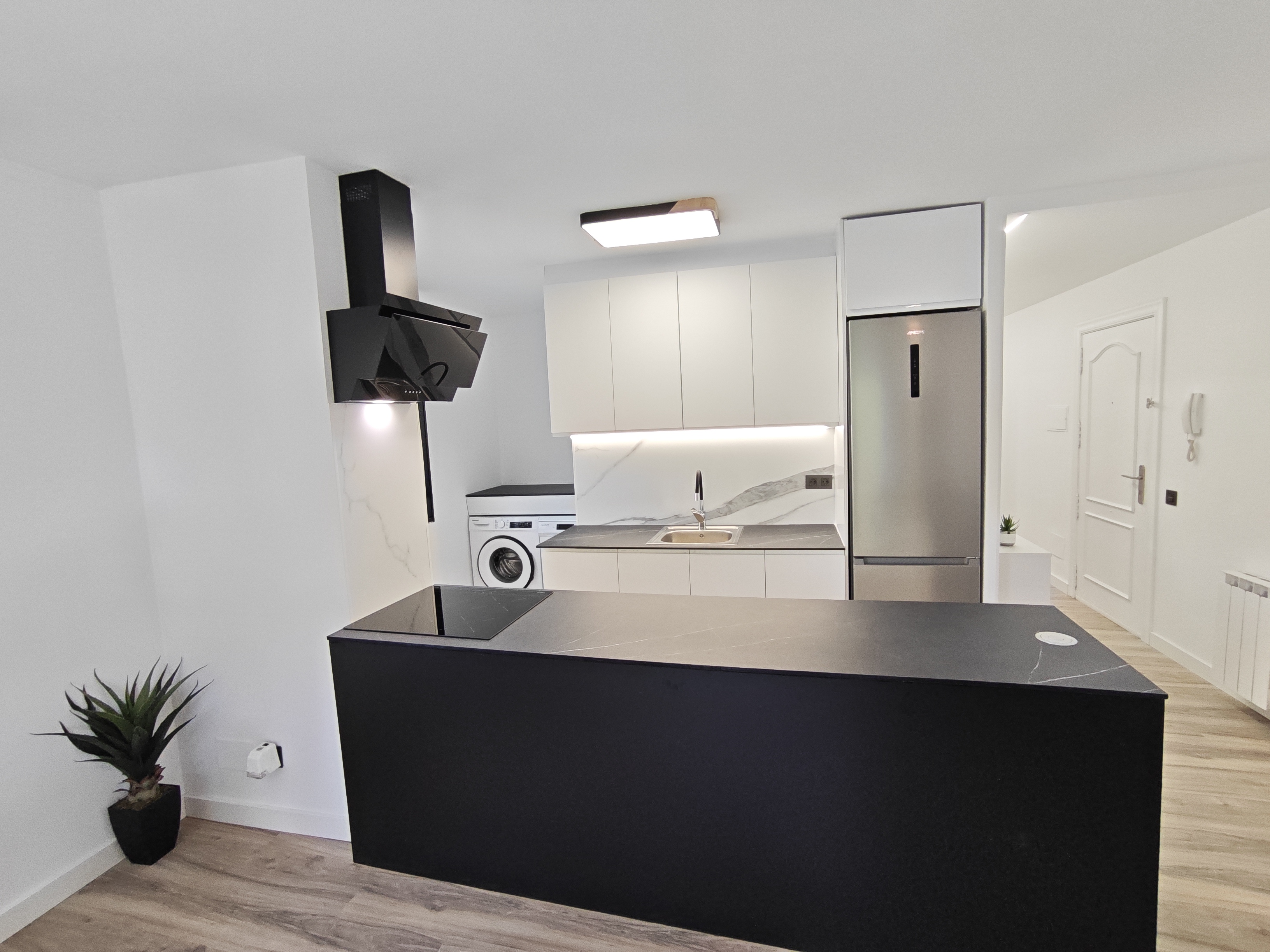 Piso en venta en Encamp, 3 habitaciones, 108 metros