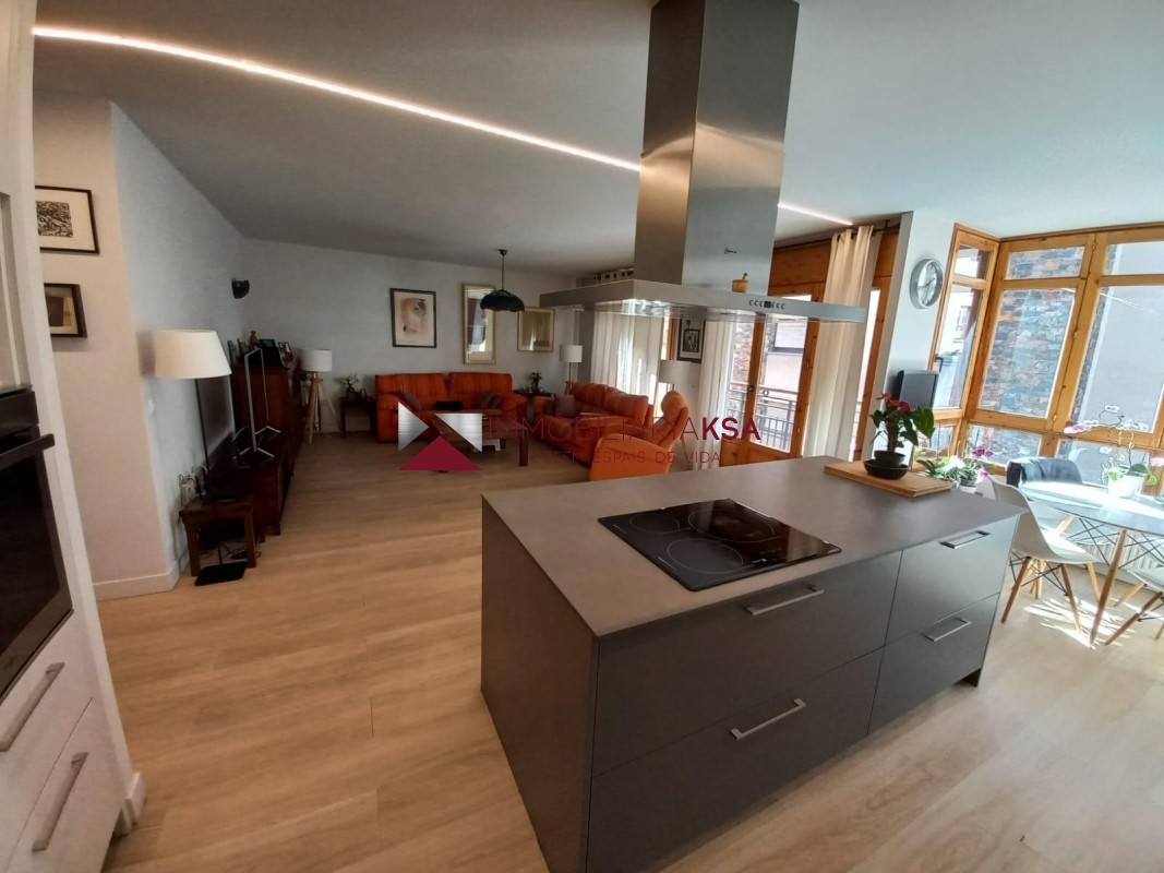 Pis en venda a Andorra la Vella, 4 habitacions, 140 metres