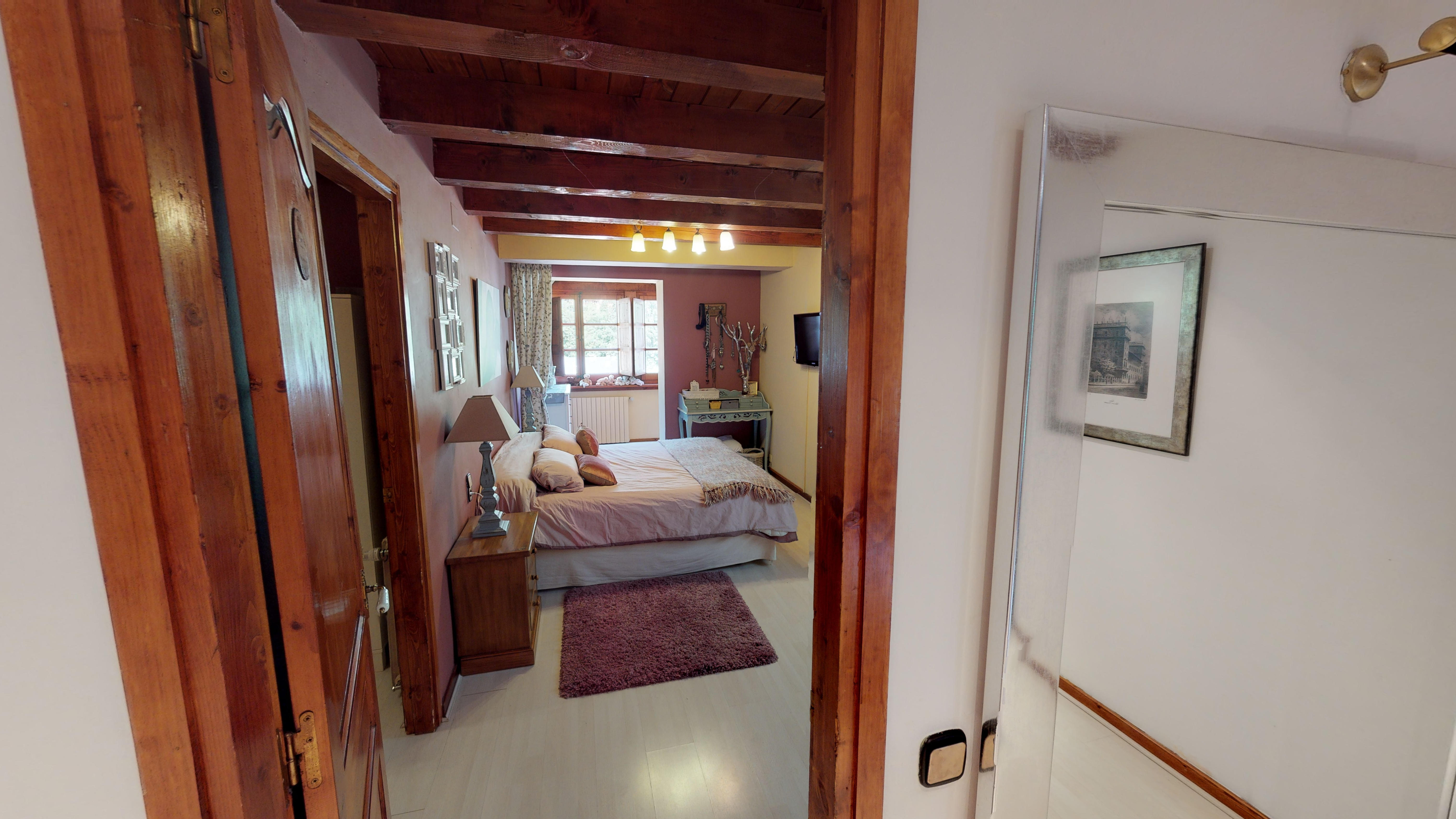 Casa adossada en venda a Arinsal, 4 habitacions, 302 metres
